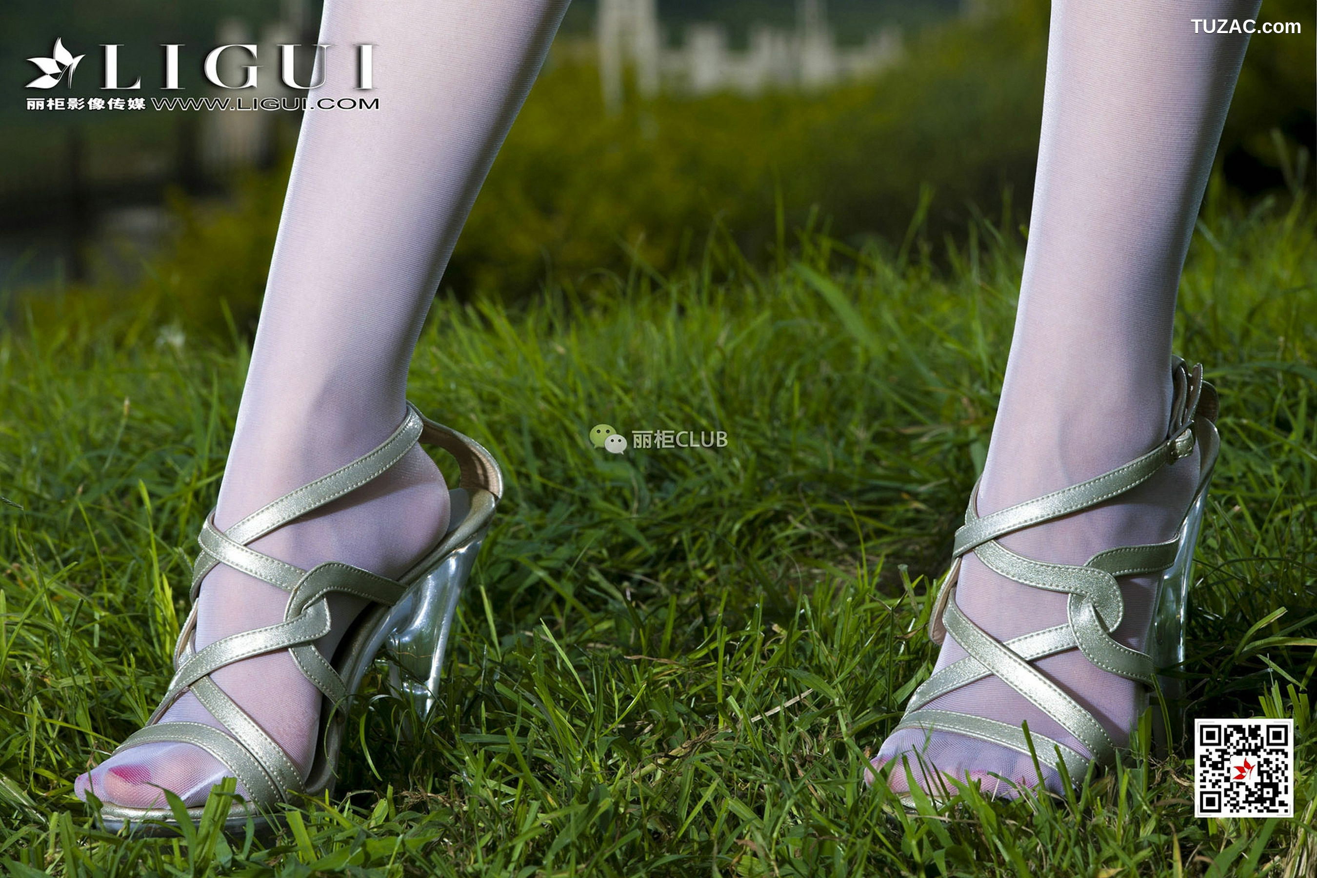 丽柜_Model 雪儿《白丝+抹胸礼服》 写真集[53P]