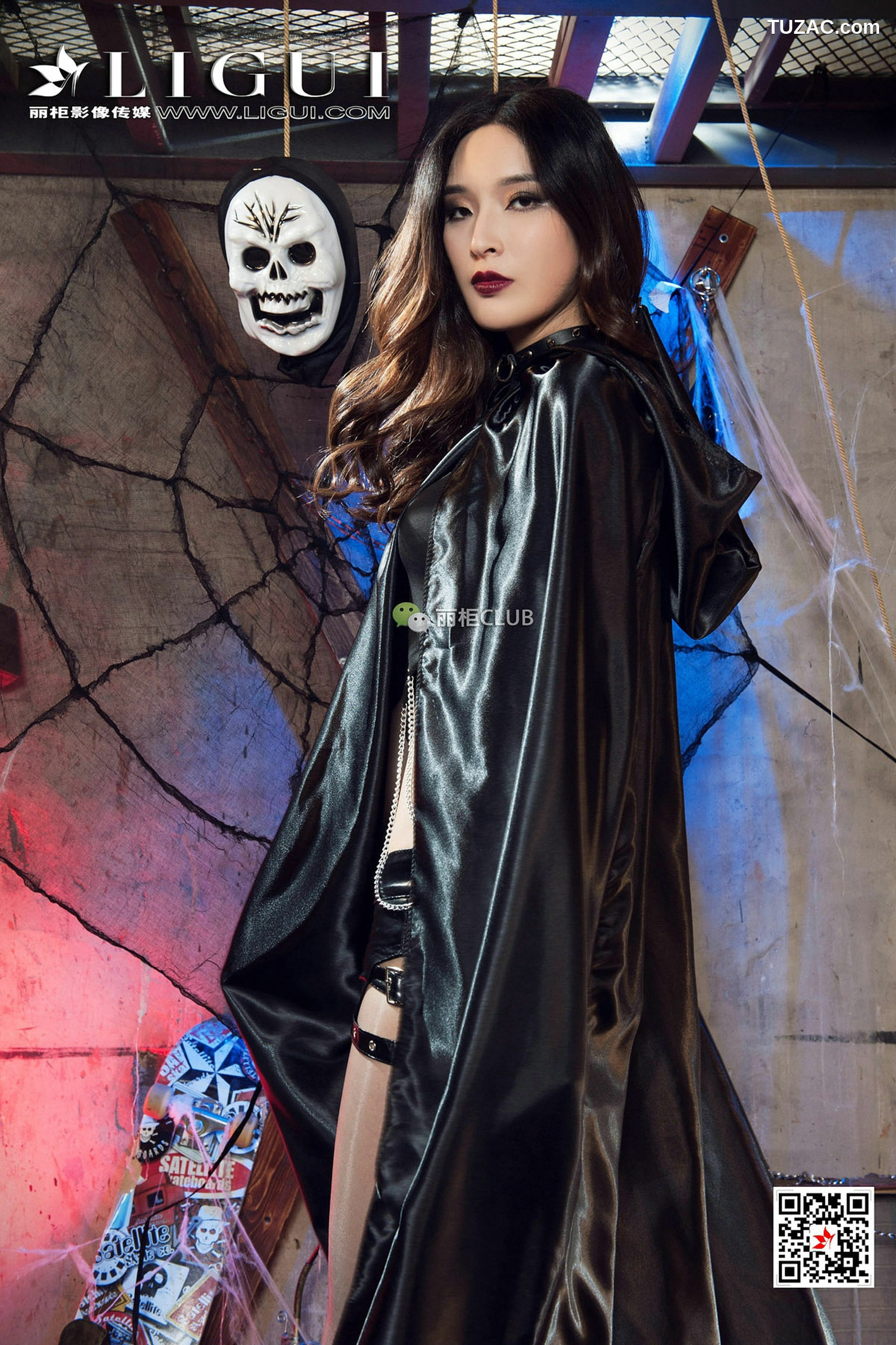 丽柜_Model 雪糕《女王灰丝》 写真集[77P]