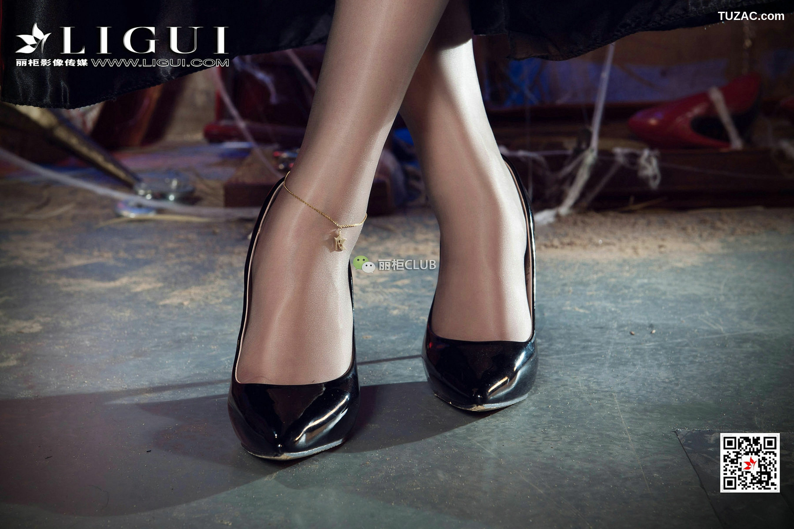 丽柜_Model 雪糕《女王灰丝》 写真集[77P]