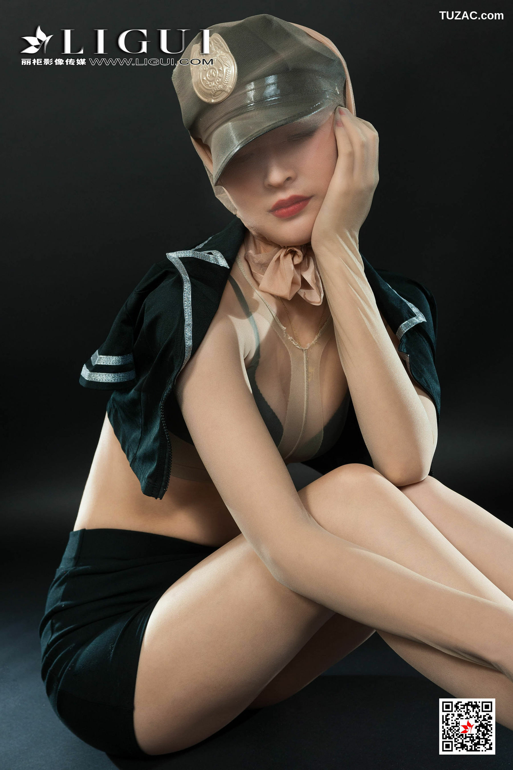 丽柜_Model 雪糕《女警丝足镣铐调教系列》 写真集[86P]