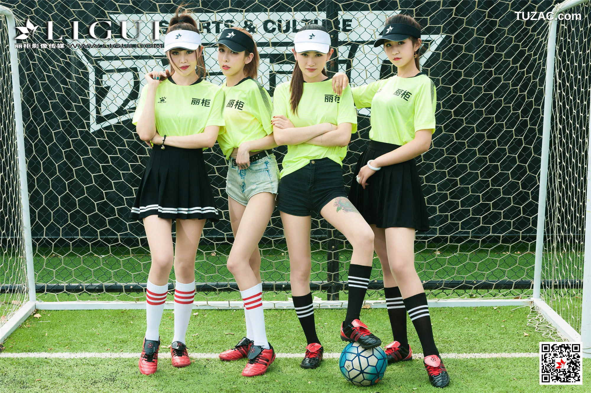 丽柜_兔子&amp;amp;凉儿&amp;amp;甜甜&amp;amp;允娜《足球丝足》 写真集[52P]