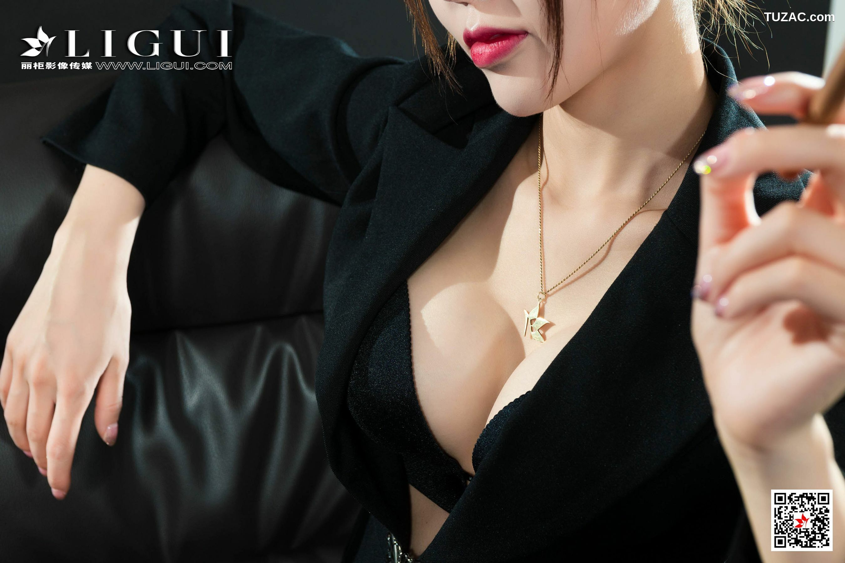 丽柜_兔子&amp;amp;凉儿《黑丝丝足诱惑》 写真集[67P]