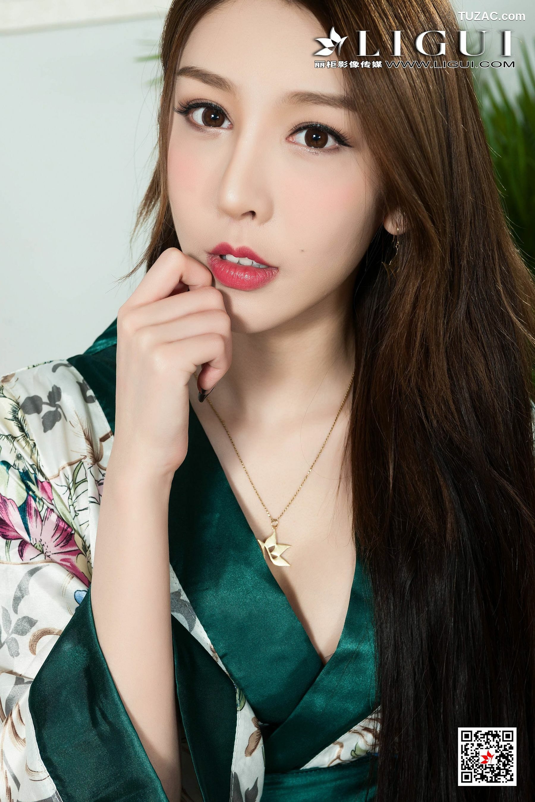 丽柜_兔子《和服水果丝足诱惑》 丝袜玉足 写真集[109P]