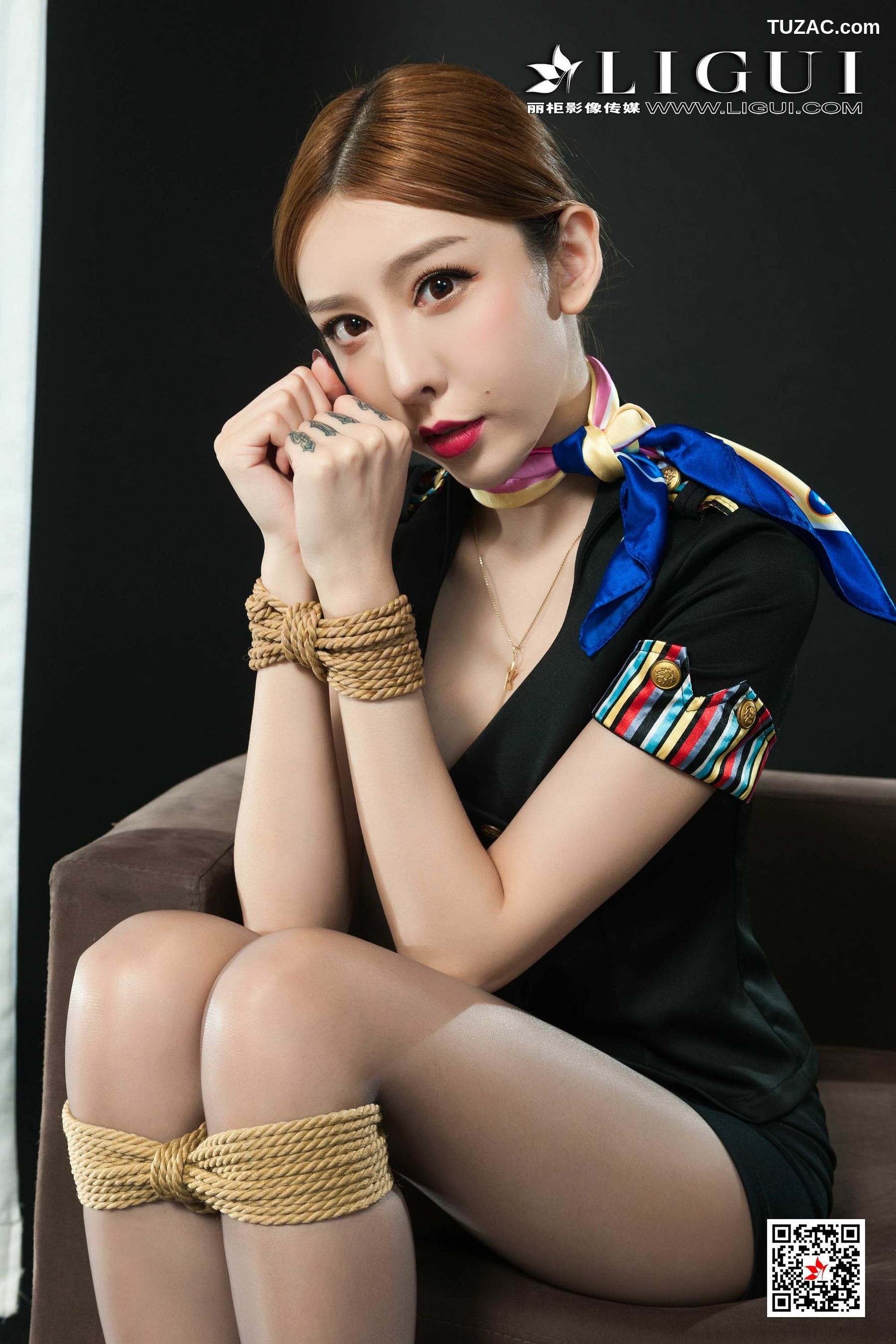 丽柜_兔子《空姐捆绑绳艺》 写真集[81P]