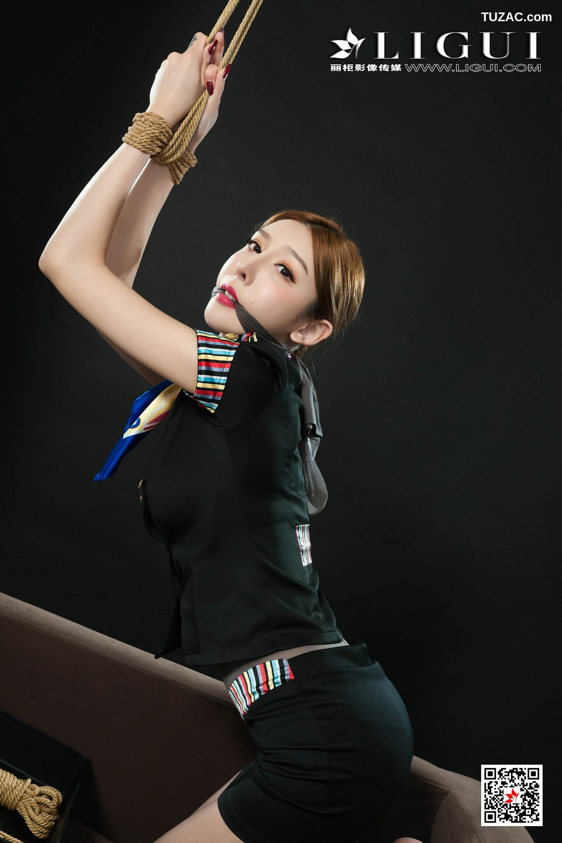 丽柜_兔子《空姐捆绑绳艺》 写真集[81P]