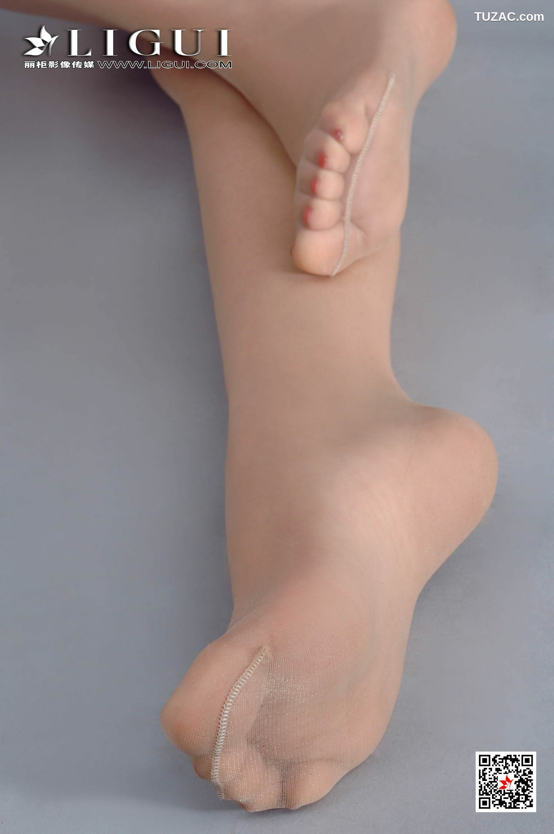 丽柜_可馨《皮衣高叉》 写真集[88P]