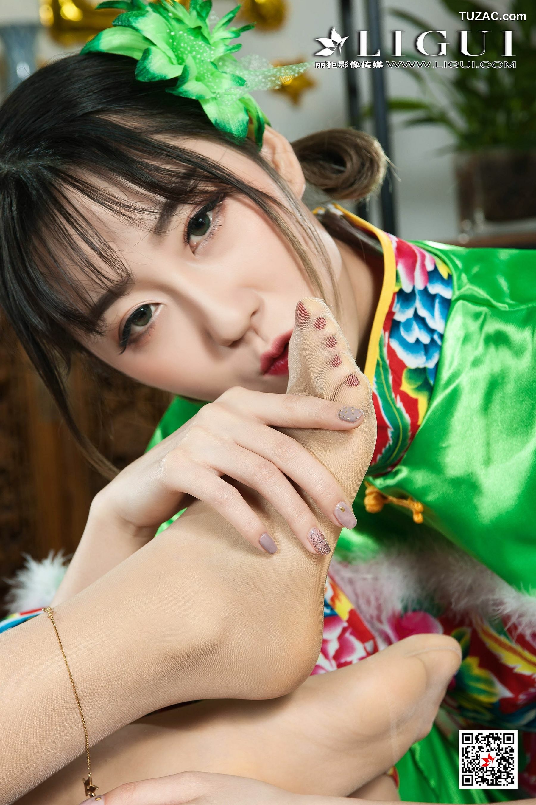 丽柜_媛媛&amp;amp;鱼妹《新春丝足福利》 网络丽人 写真集[78P]