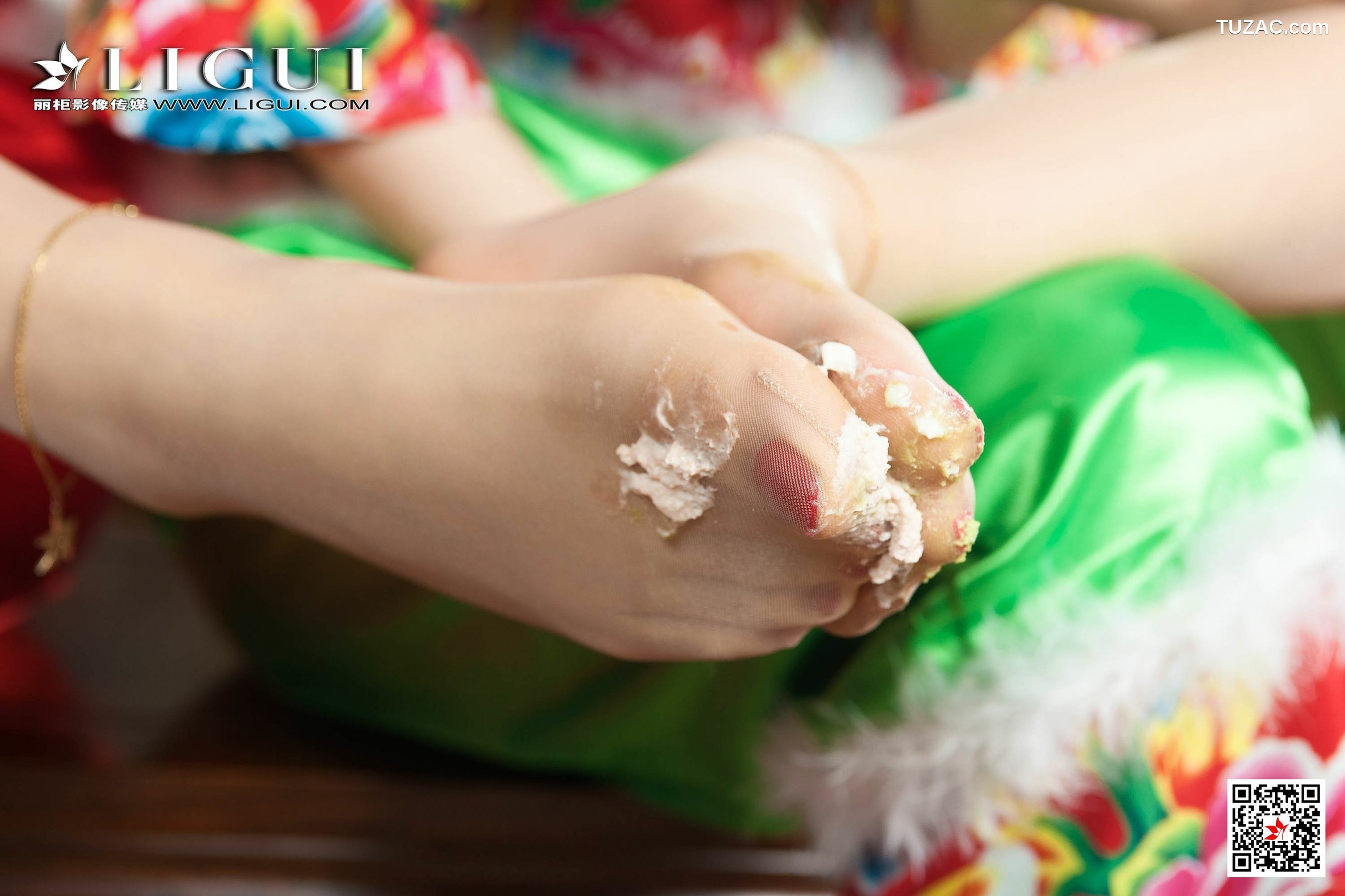 丽柜_媛媛&amp;amp;鱼妹《新春丝足福利》 网络丽人 写真集[78P]