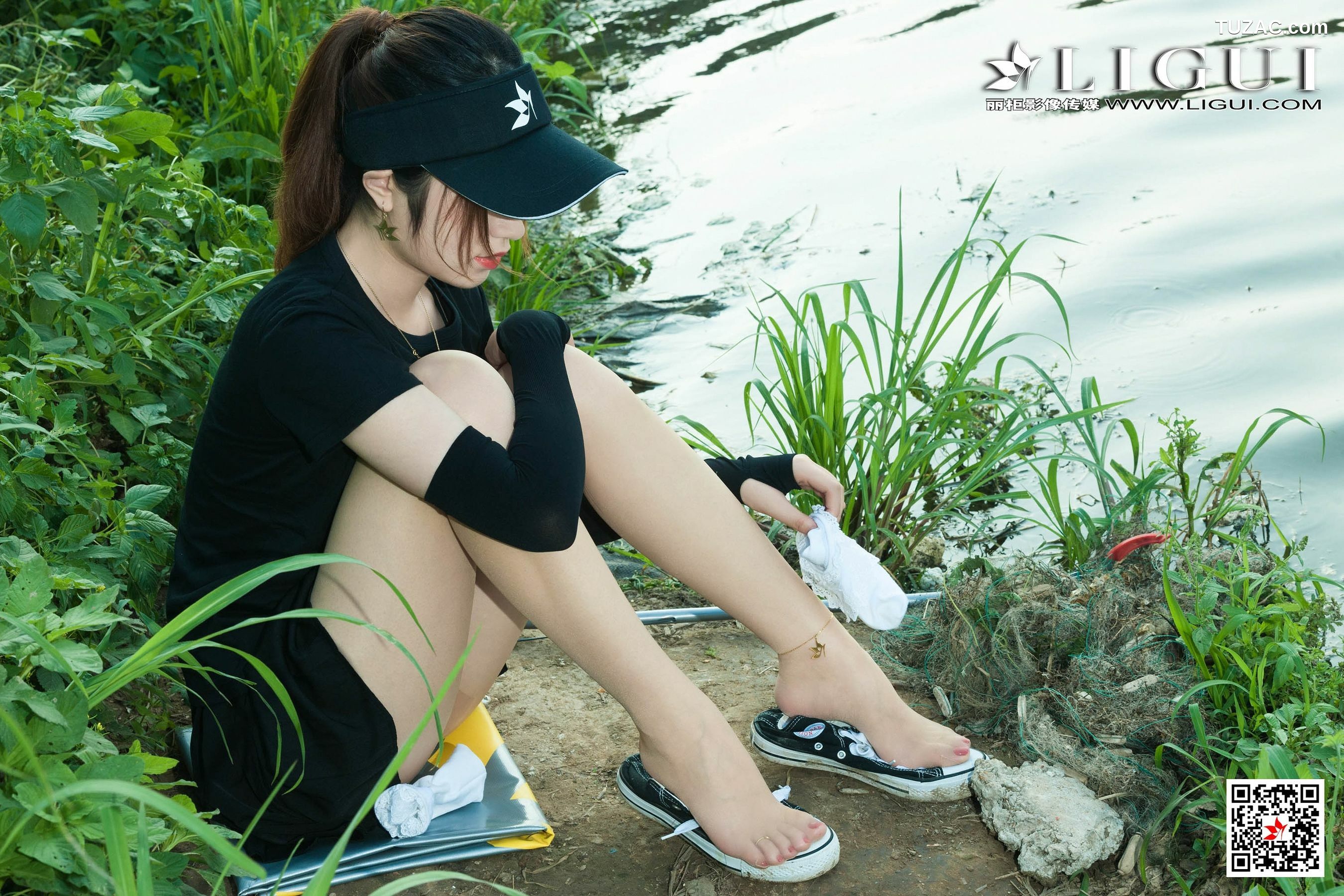 丽柜_安娜Anna《极品钓鱼女郎》 写真集[71P]