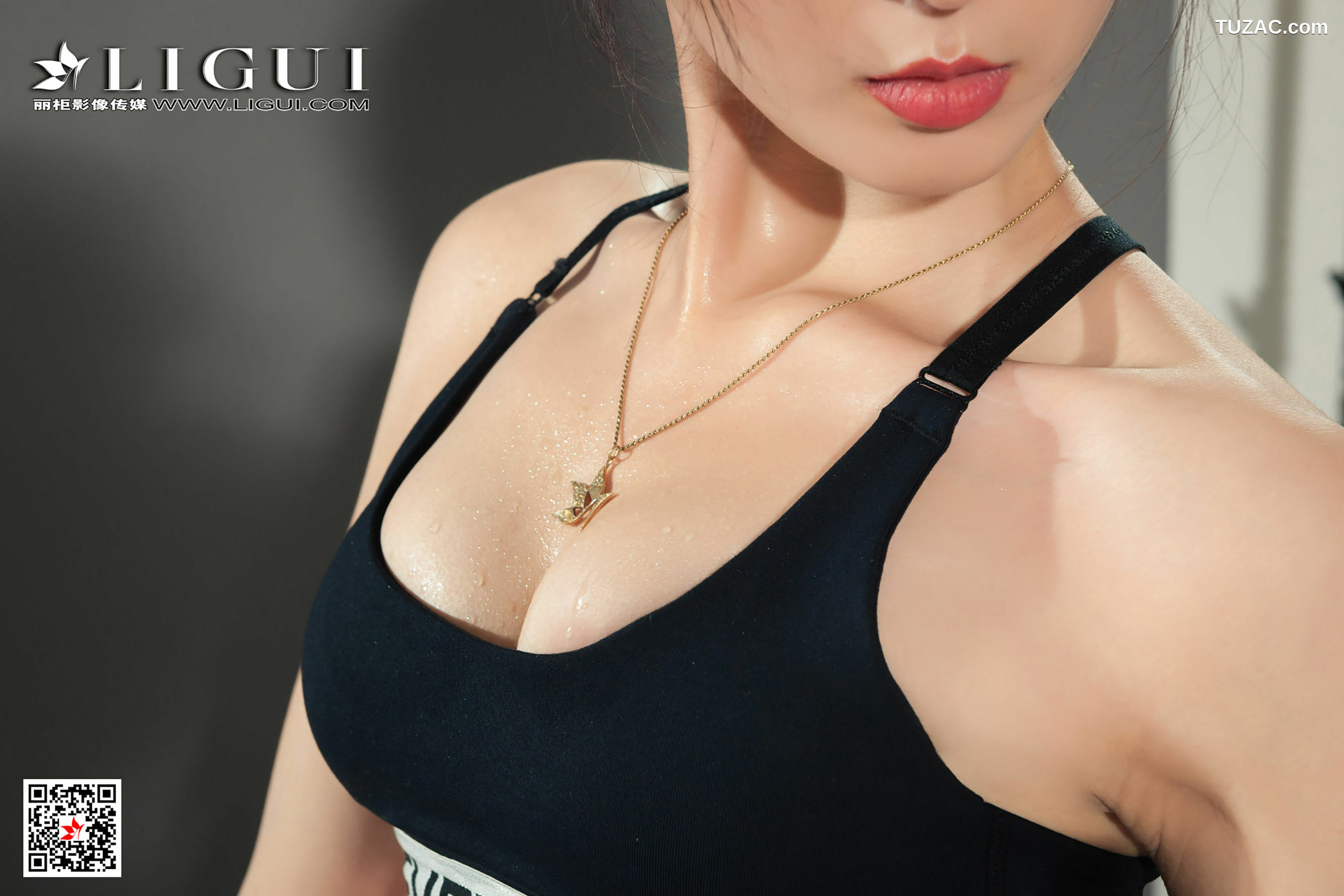 丽柜_小戈《肉丝健身教练》 写真集[54P]