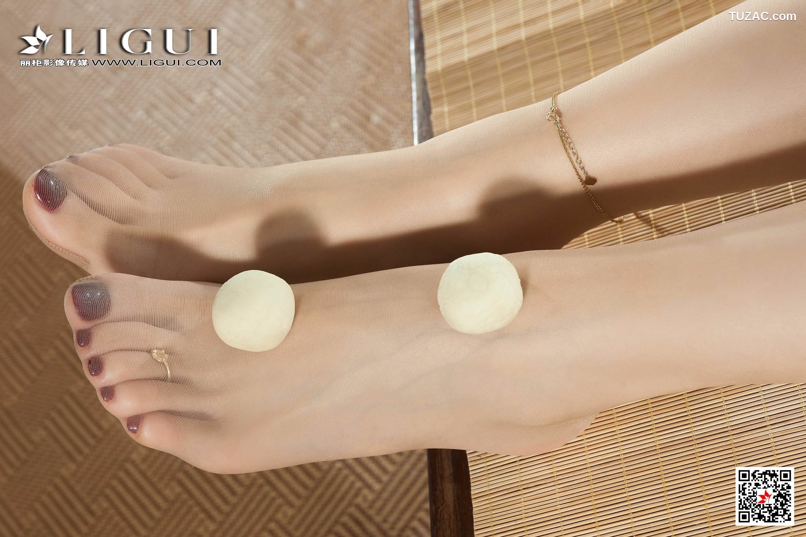 丽柜_模特凉儿《肉丝厨娘》 网络丽人 写真集[61P]