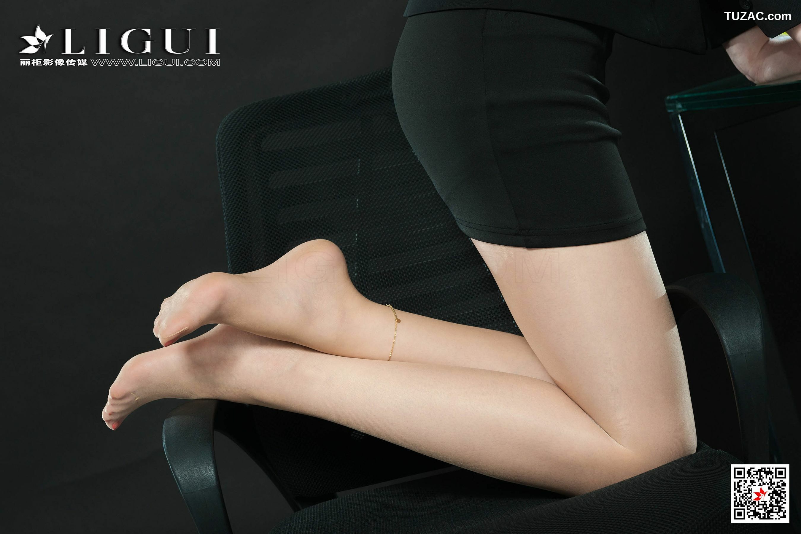 丽柜_模特呢楠《肉丝长腿OL女郎》 网络丽人 写真集[51P]