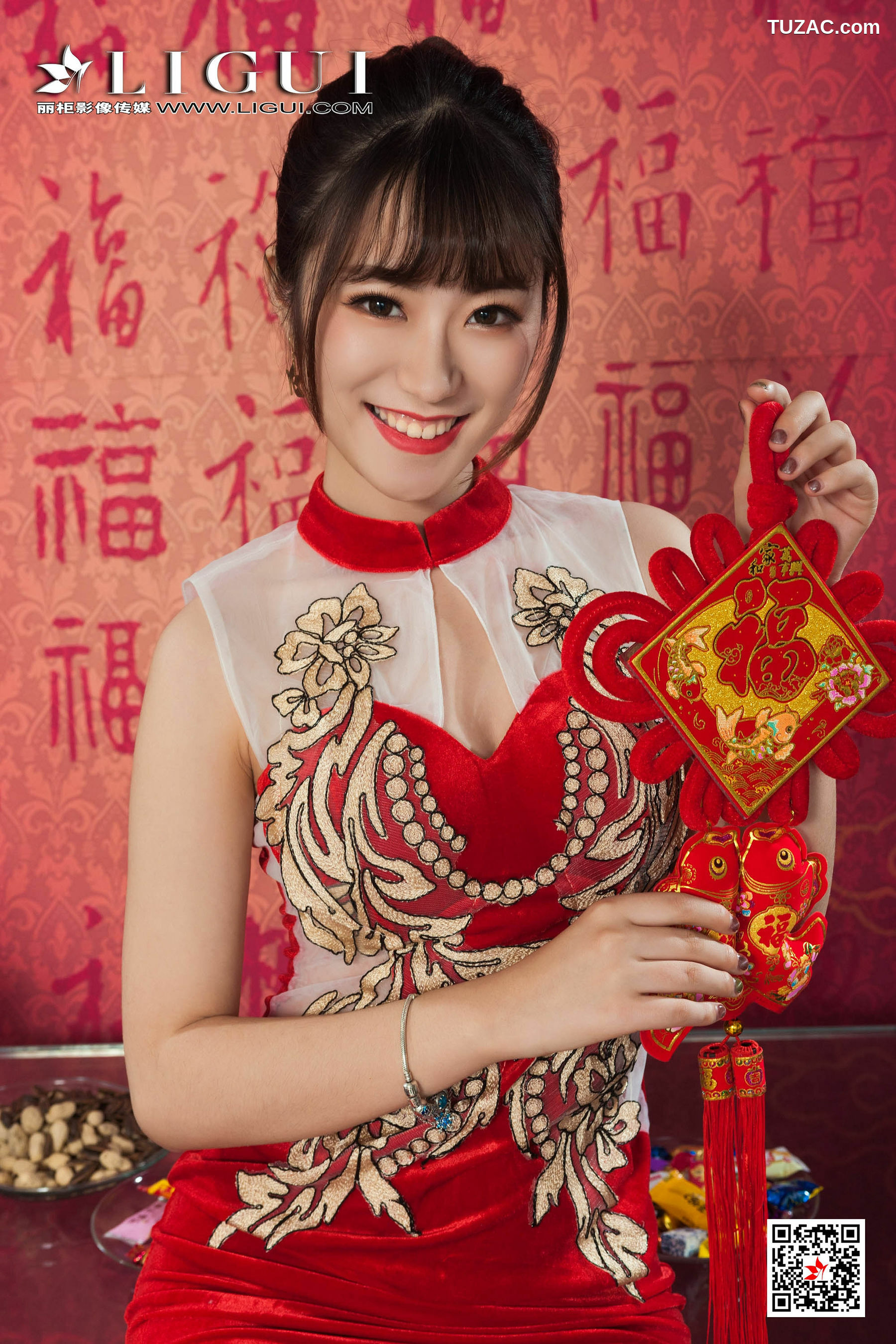 丽柜_潘潘&amp;amp;安娜《旗袍姐妹花庆新年》 写真集[82P]
