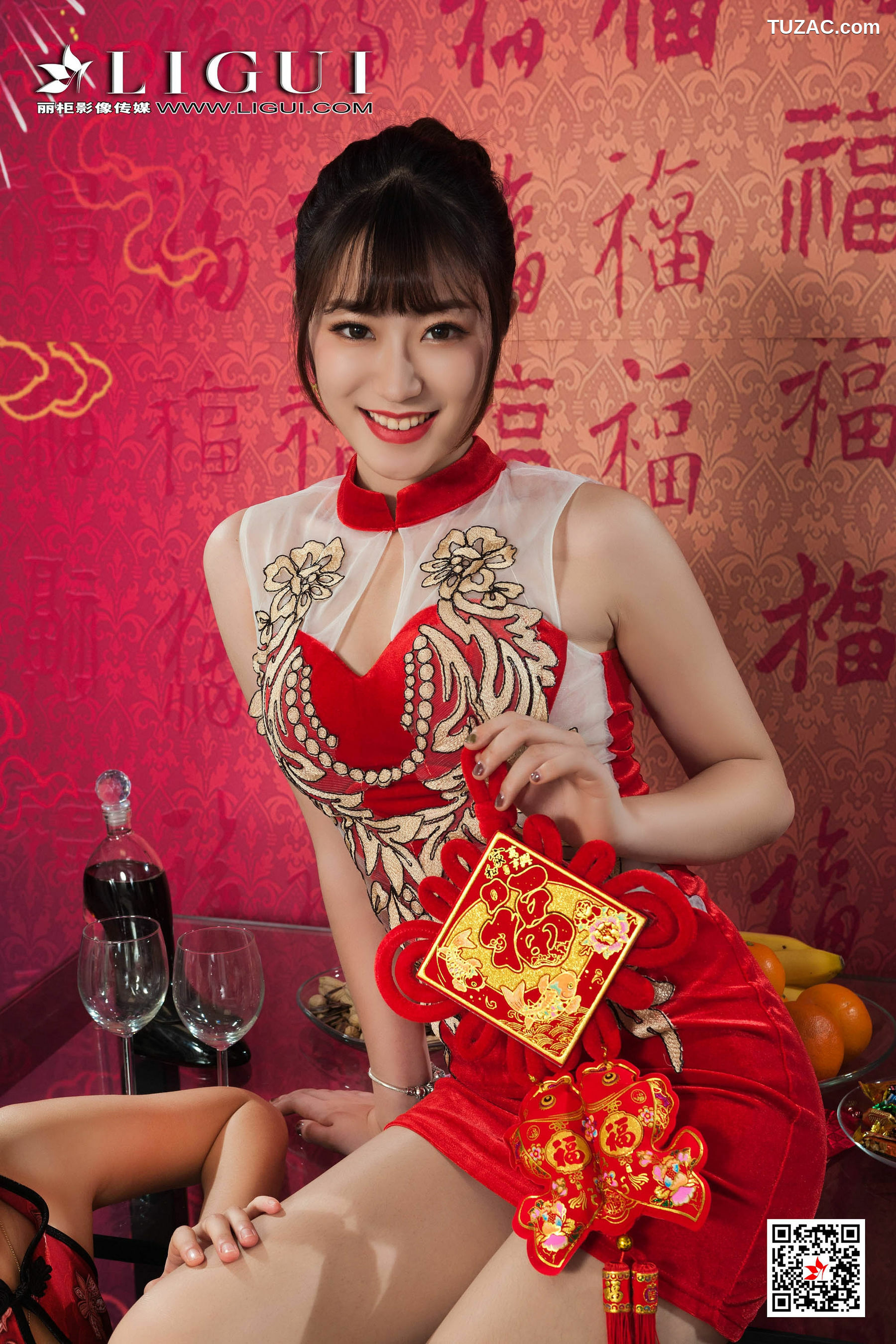 丽柜_潘潘&amp;amp;安娜《旗袍姐妹花庆新年》 写真集[82P]