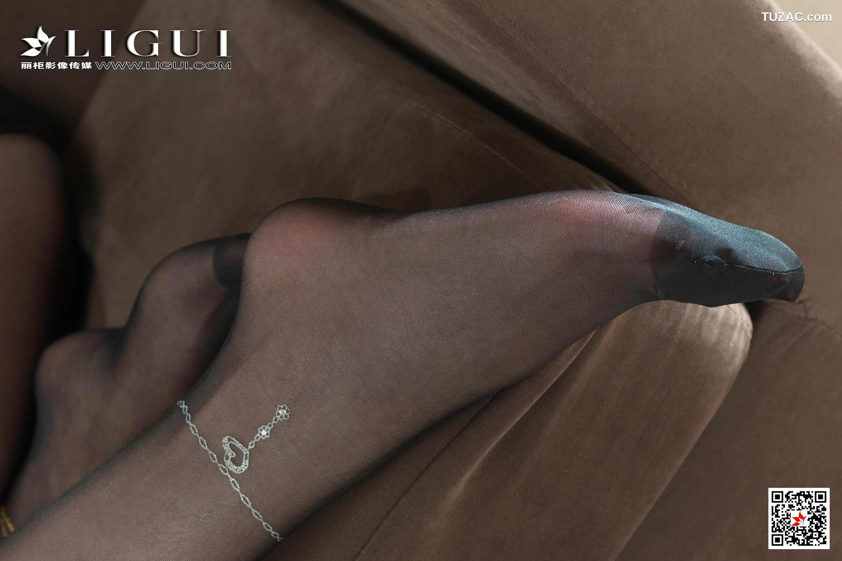 丽柜_玄子《黑丝美腿女神》 写真集[57P]