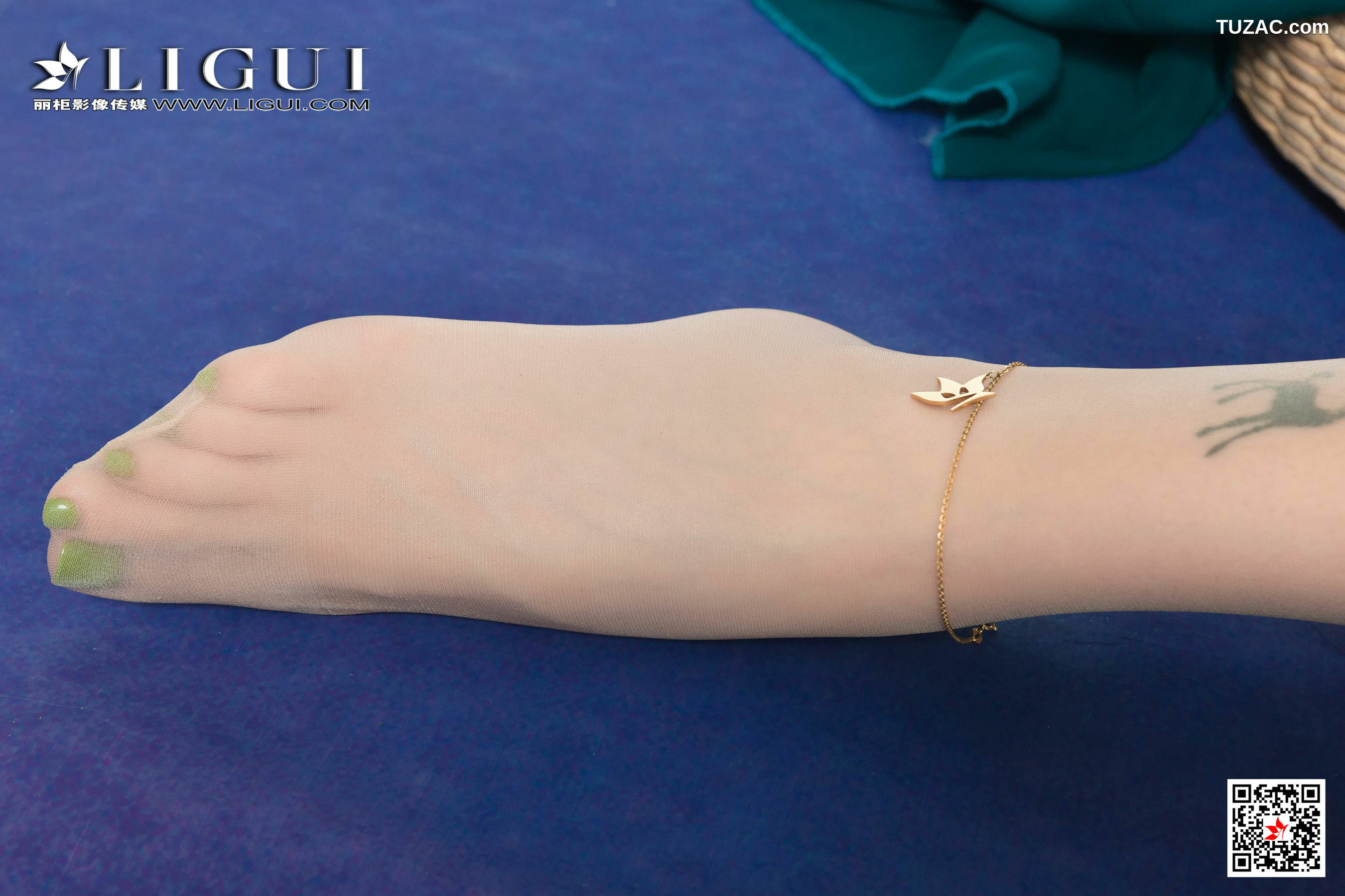 丽柜_甜甜&amp;amp;雪糕《京剧丝袜姐妹花》 写真集[76P]