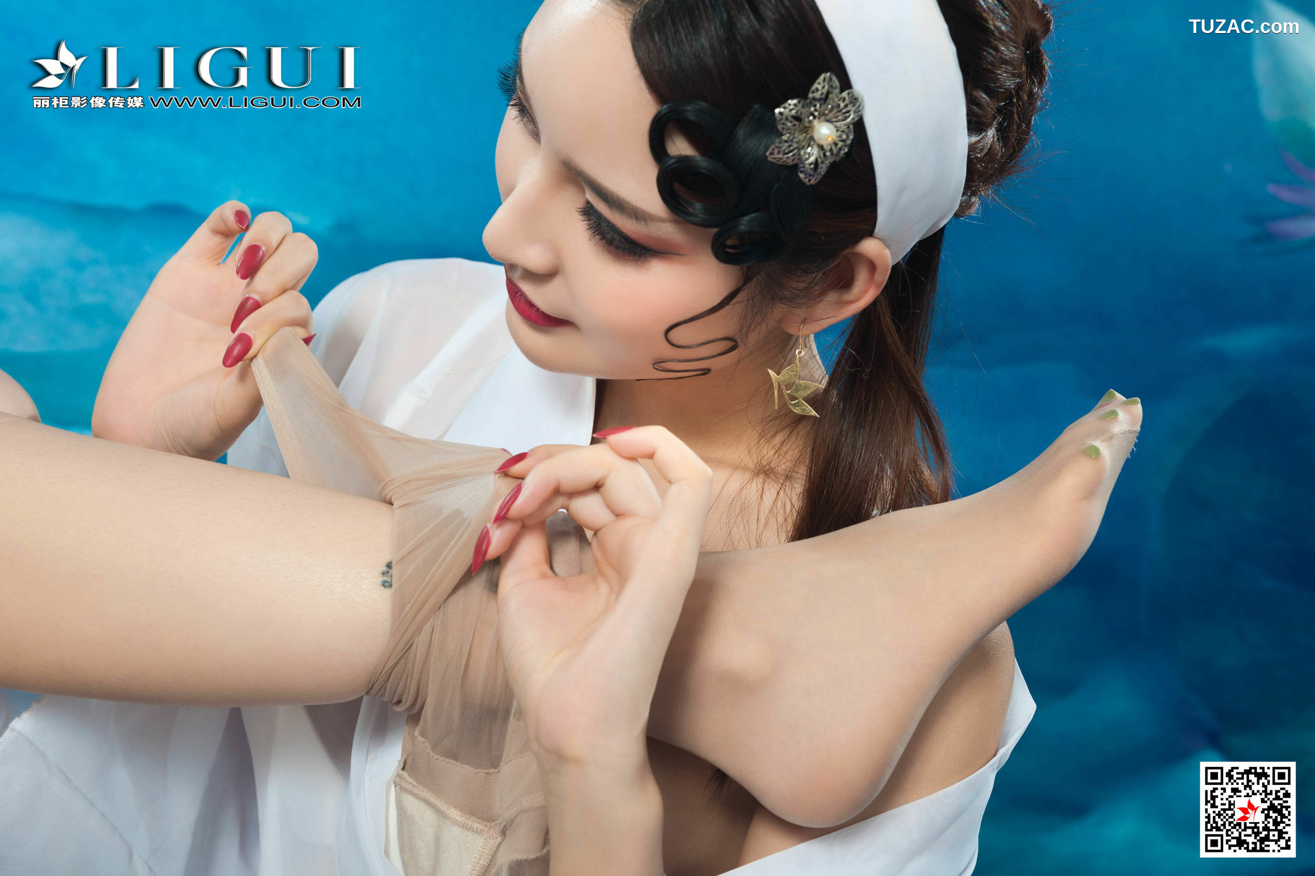 丽柜_甜甜&amp;amp;雪糕《京剧丝袜姐妹花》 写真集[76P]