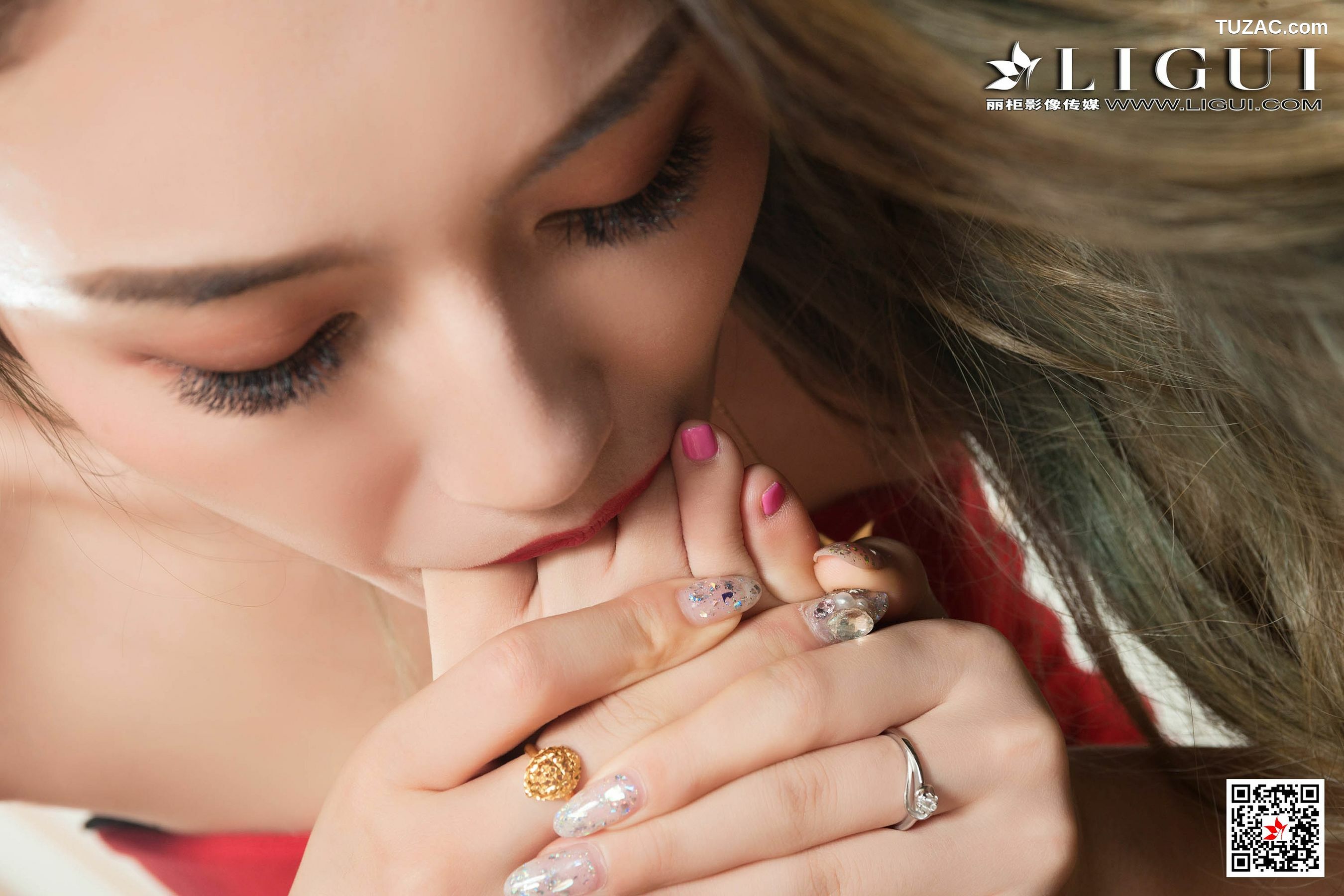 丽柜_甜甜《月饼丝足诱惑》 网络丽人 写真集[60P]