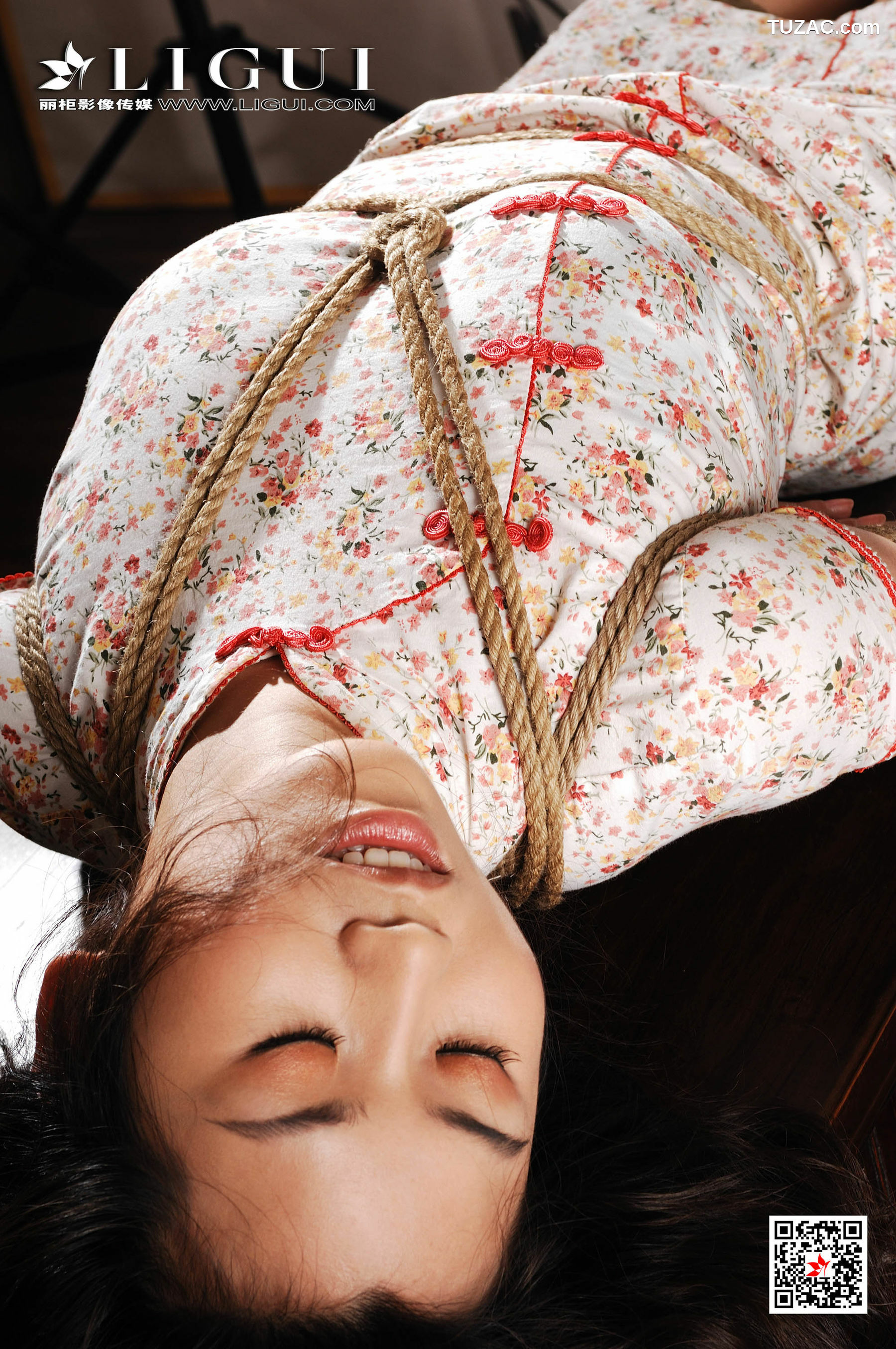 丽柜_由美《旗袍&amp;amp;束缚》 精品图集 写真集[34P]