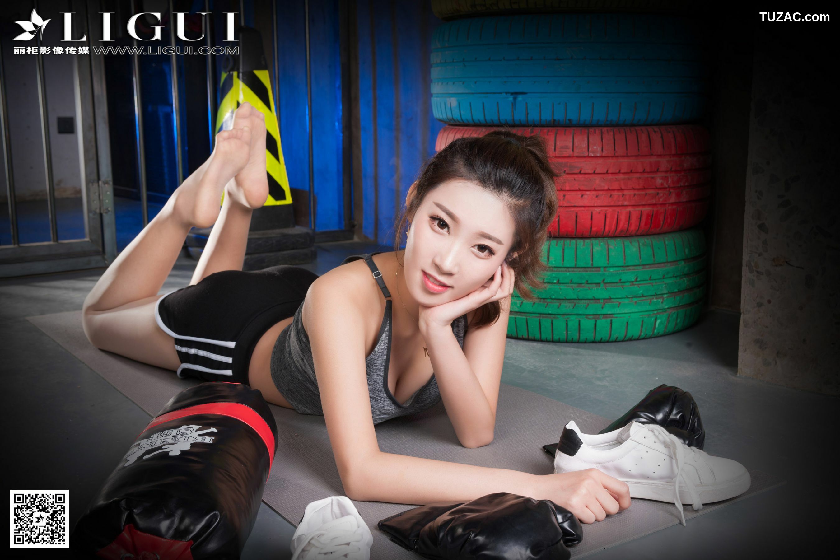 丽柜_筱筱《拳击少女丝足》 写真集[27P]