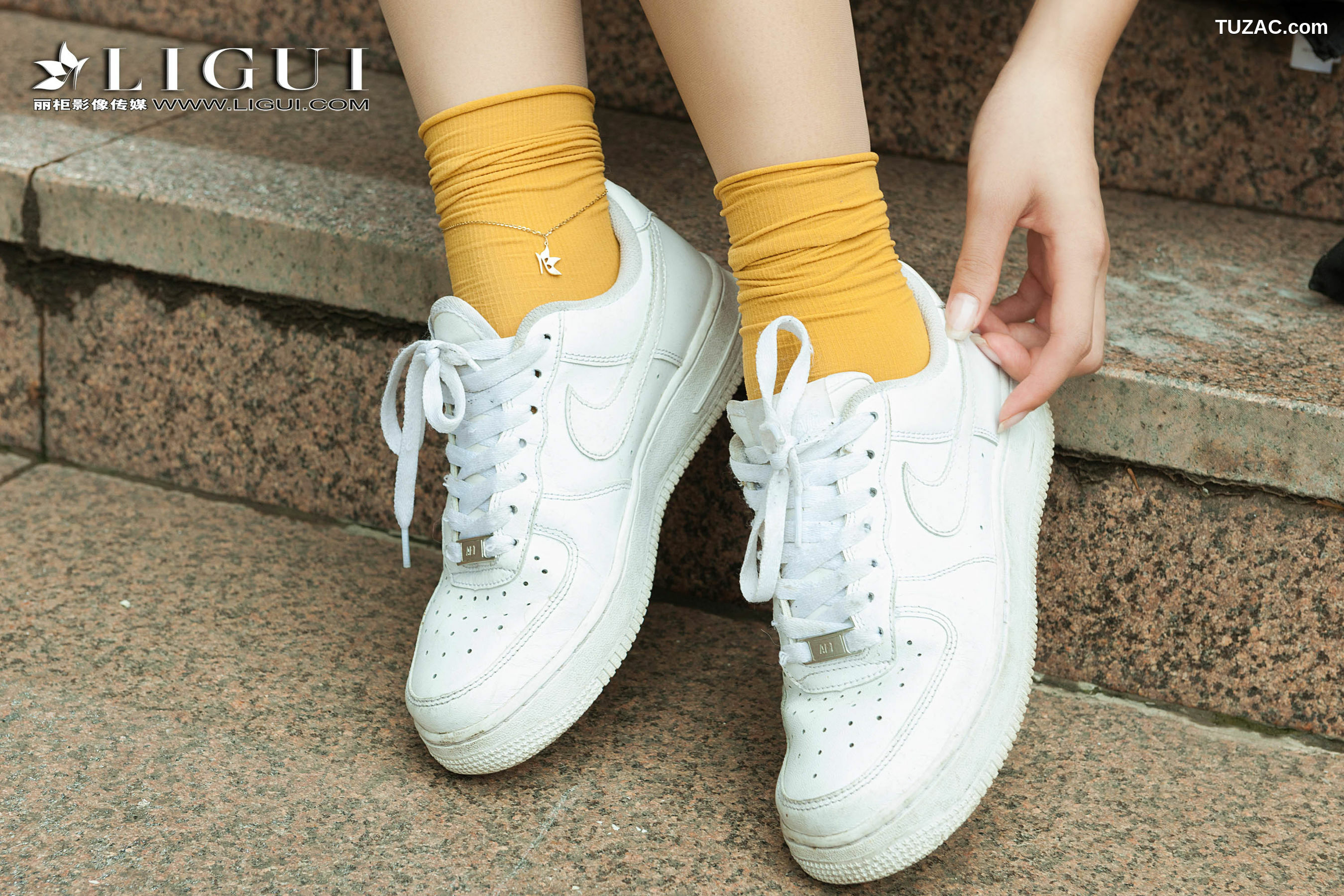 丽柜_筱筱《街拍时尚少女》 写真集[58P]