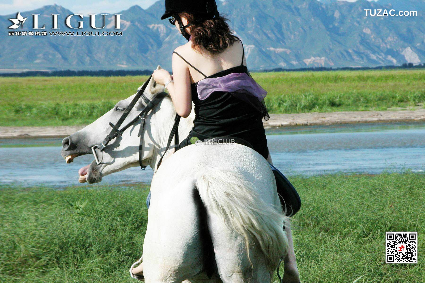 丽柜_腿模丝高《白马女郎美丝》 美腿丝足 写真集[27P]