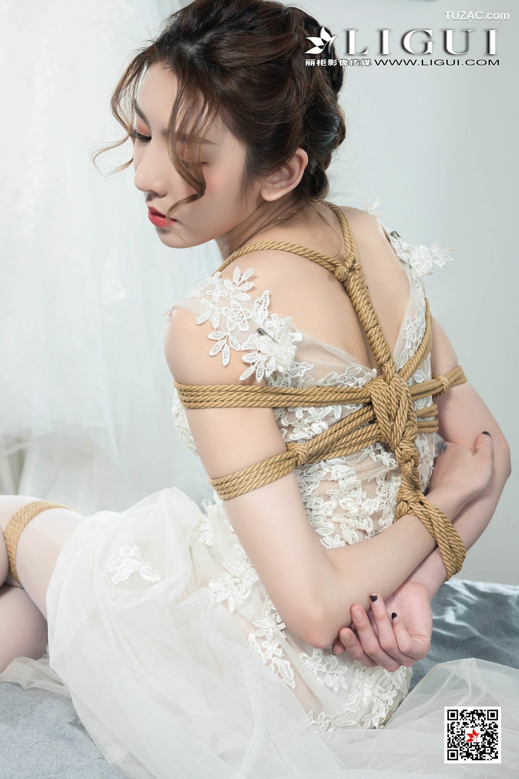 丽柜_腿模兔子《婚纱白丝捆绑绳艺》 写真集[94P]