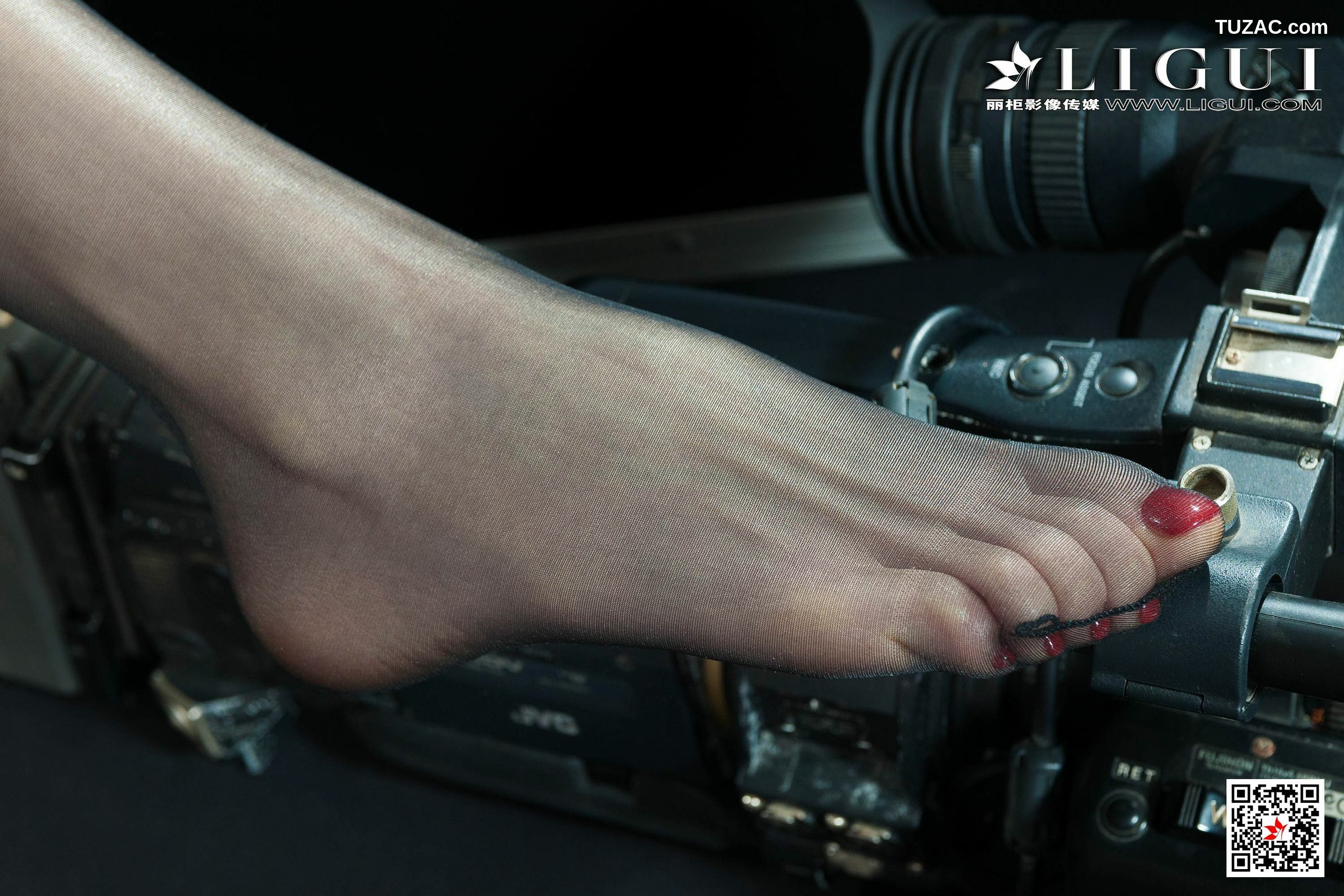 丽柜_腿模凉儿《黑丝OL》 网络丽人 写真集[97P]