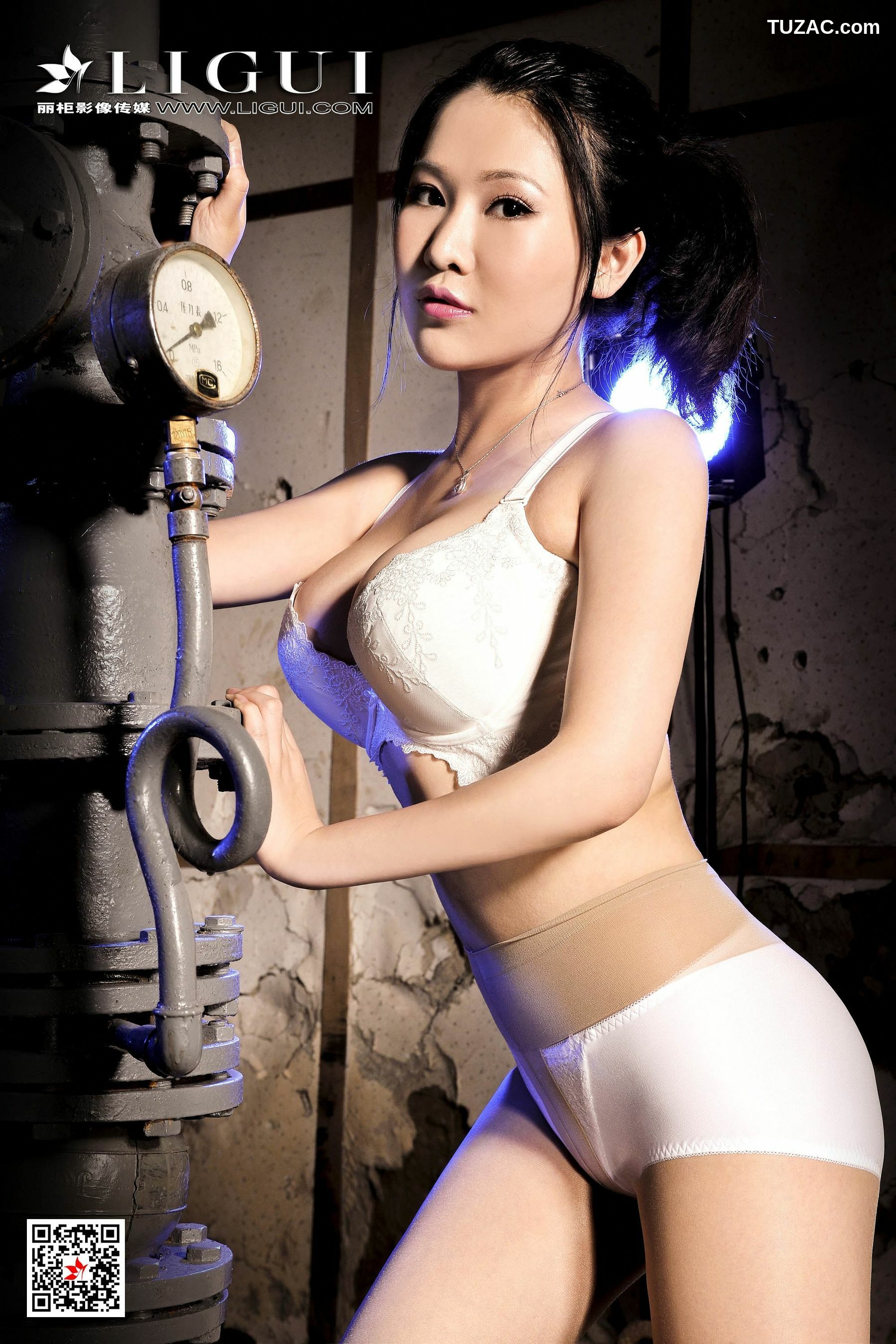 丽柜_腿模文静《和服丝足诱惑》 写真集[55P]