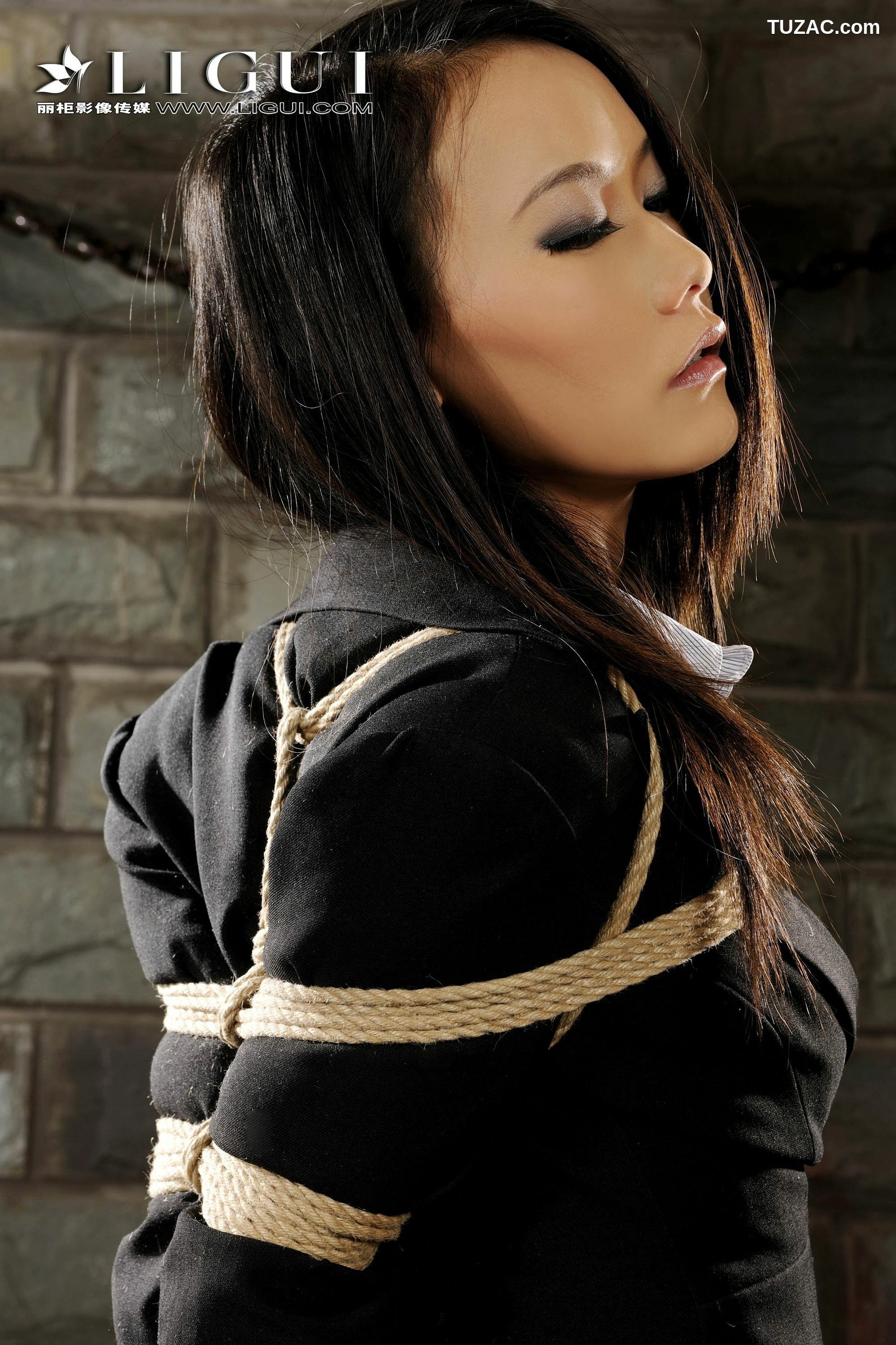 丽柜_腿模白云《OL绳艺捆绑》 网络丽人 写真集[44P]