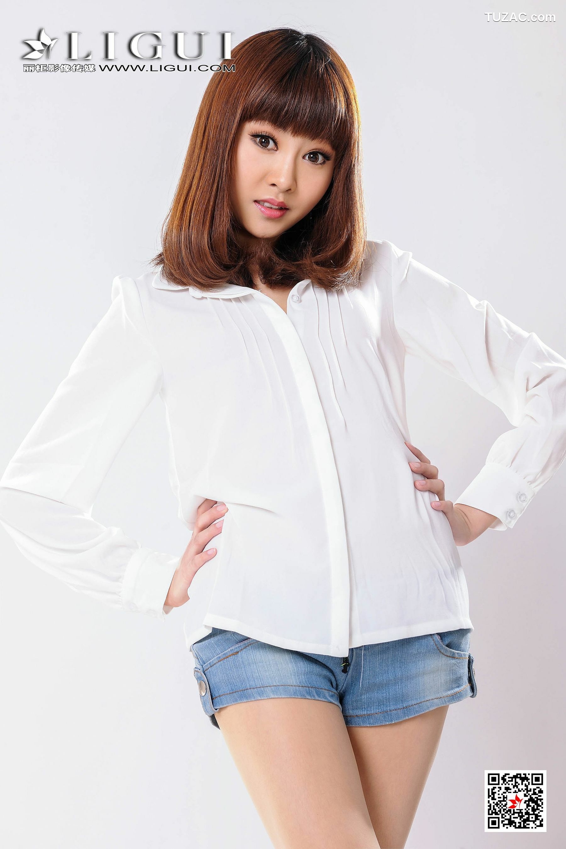 丽柜_腿模笑笑《白衬衫美腿丽人》 写真集[89P]
