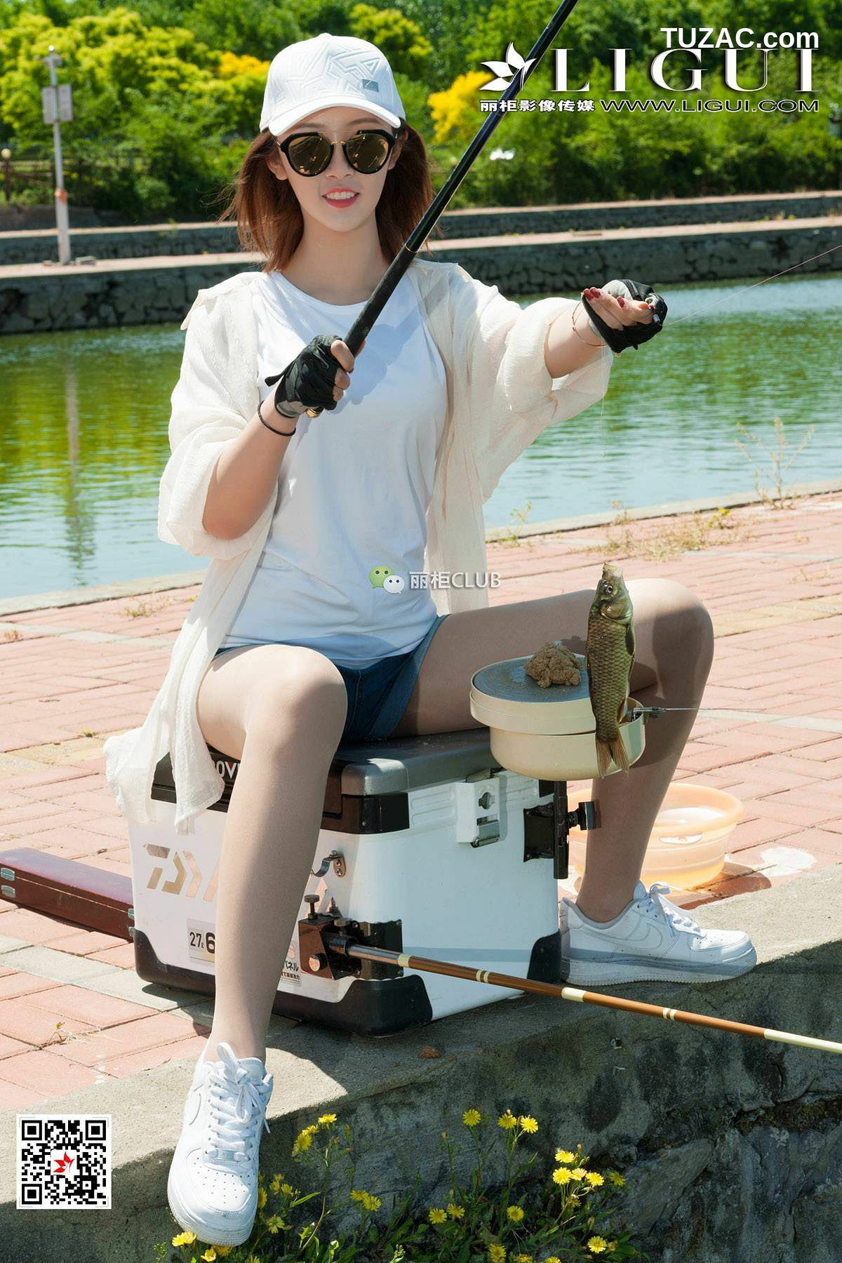 丽柜_腿模筱筱&amp;amp;然然《钓鱼丝足》 美腿玉足 写真集[41P]