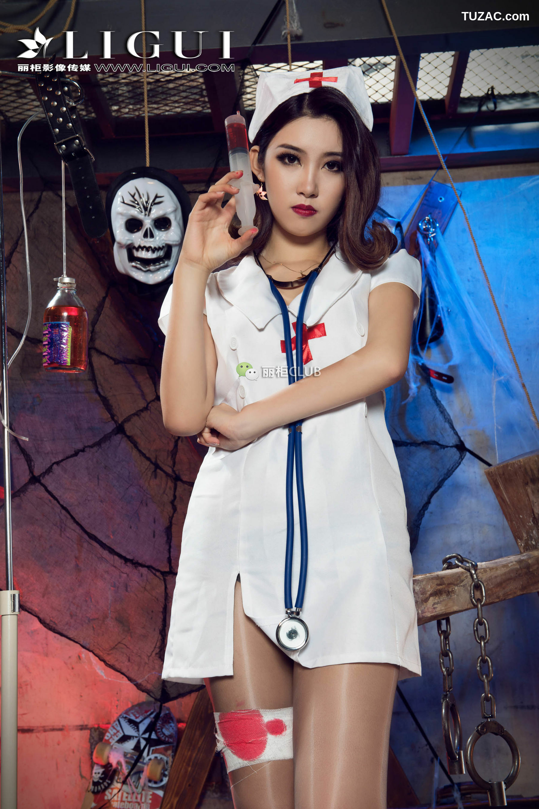 丽柜_腿模筱筱《护士捆绑》  美腿丝足写真集[81P]