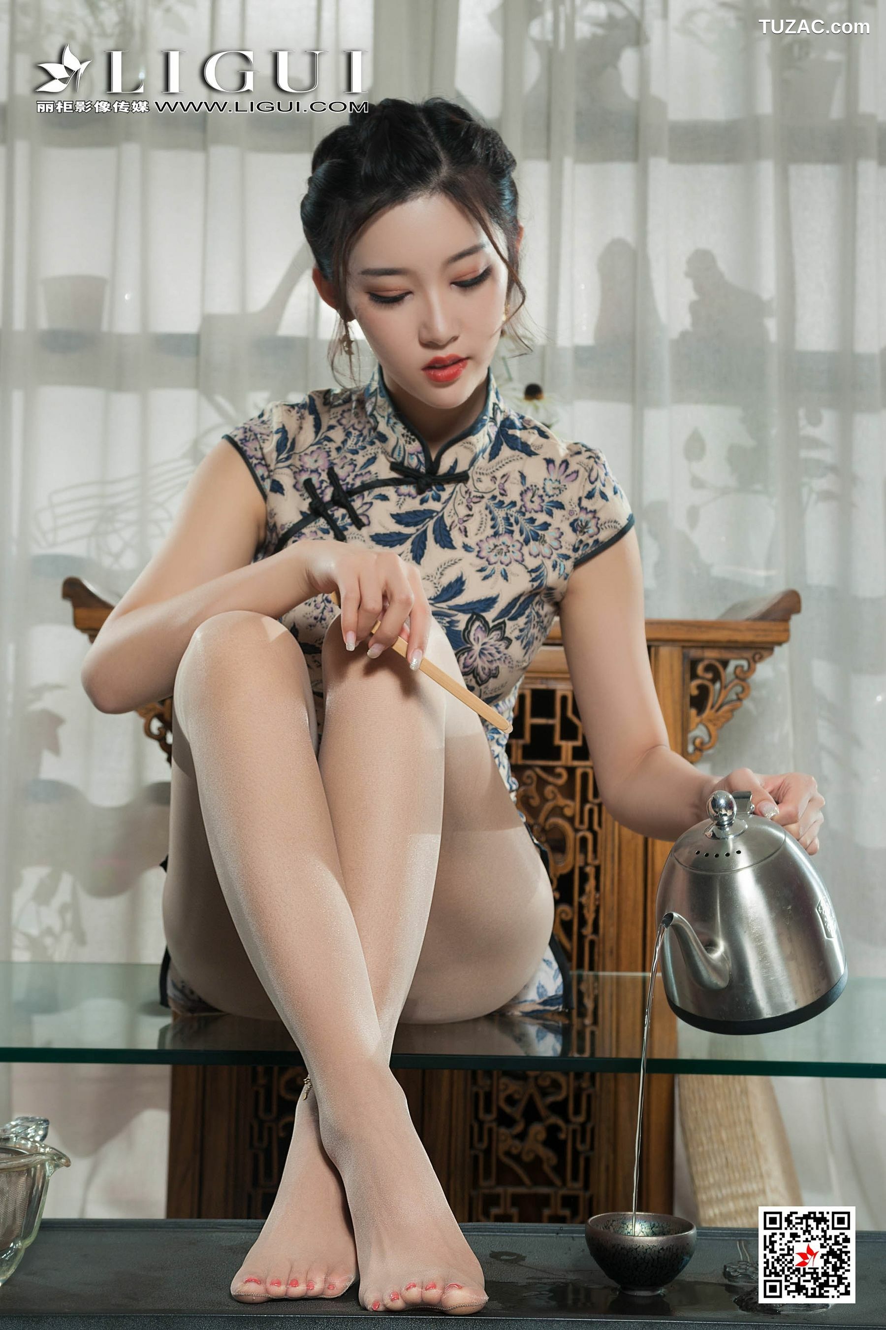 丽柜_腿模筱筱《旗袍茶足》 网络丽人 [57P]