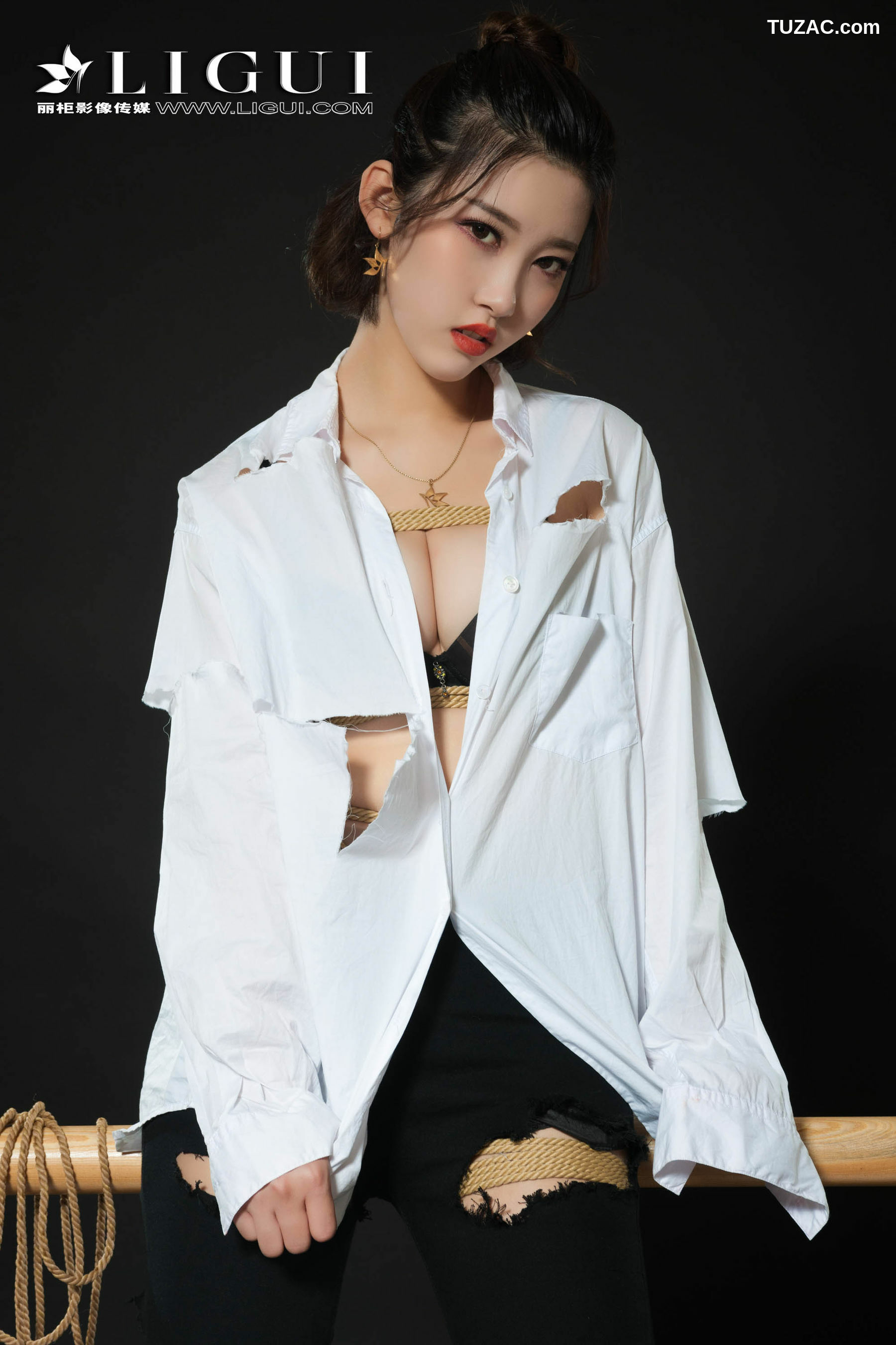 丽柜_腿模筱筱《牛仔紧身裤+白衬衫+美束捆绑》 网络丽人 写真集[92P]