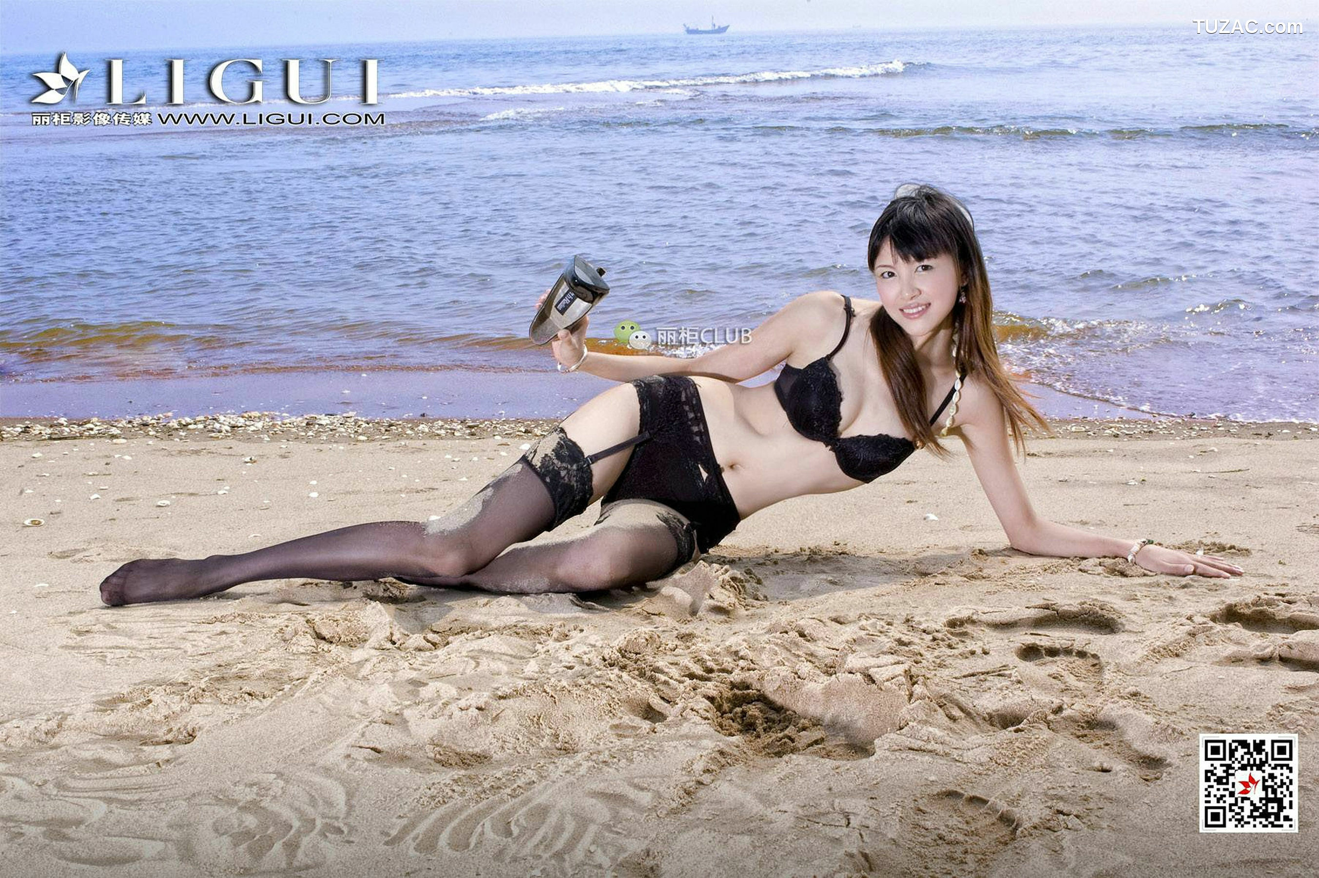 丽柜_腿模菲儿《沙滩黑丝》 写真集[66P]