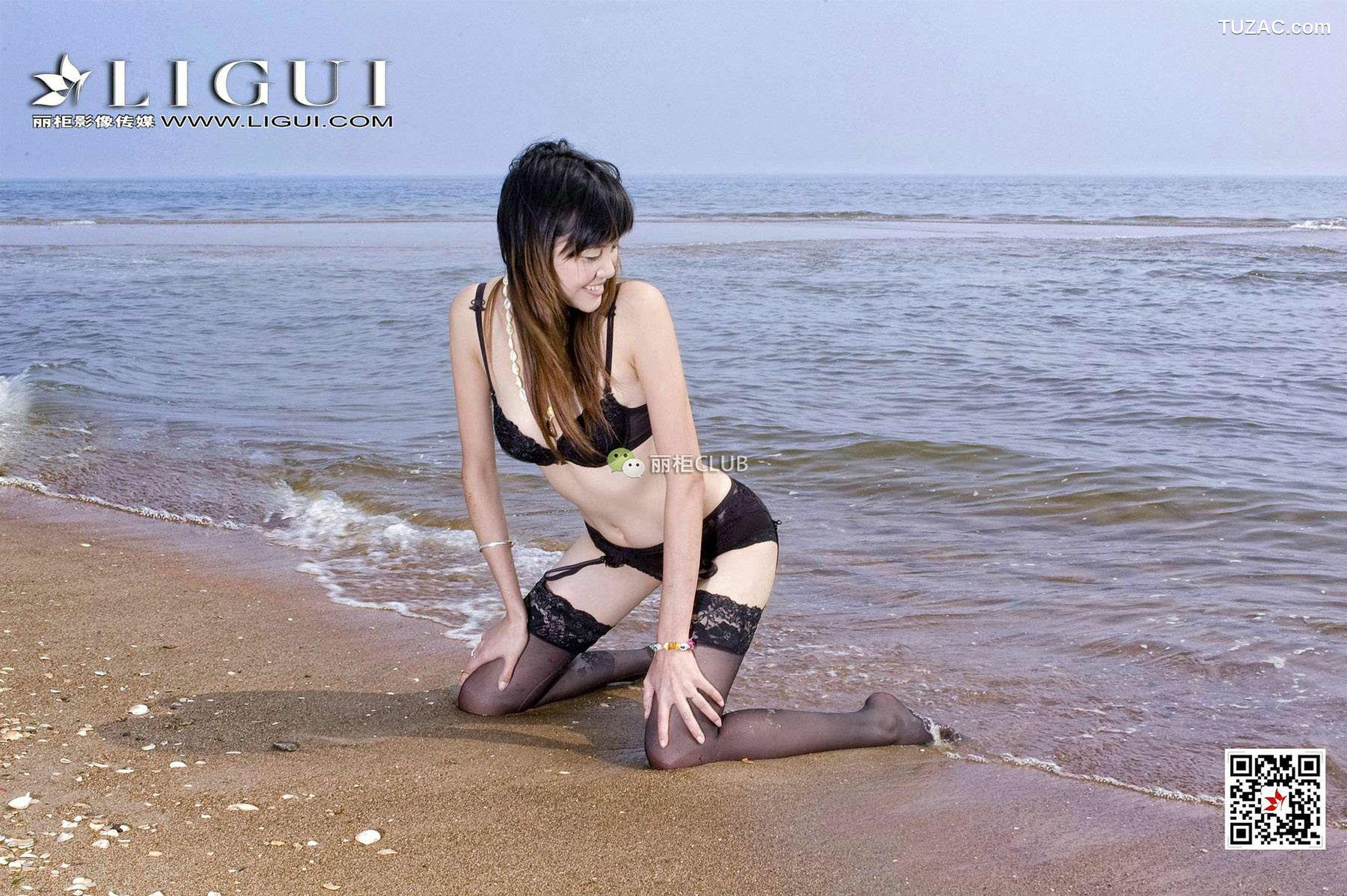 丽柜_腿模菲儿《沙滩黑丝》 写真集[66P]