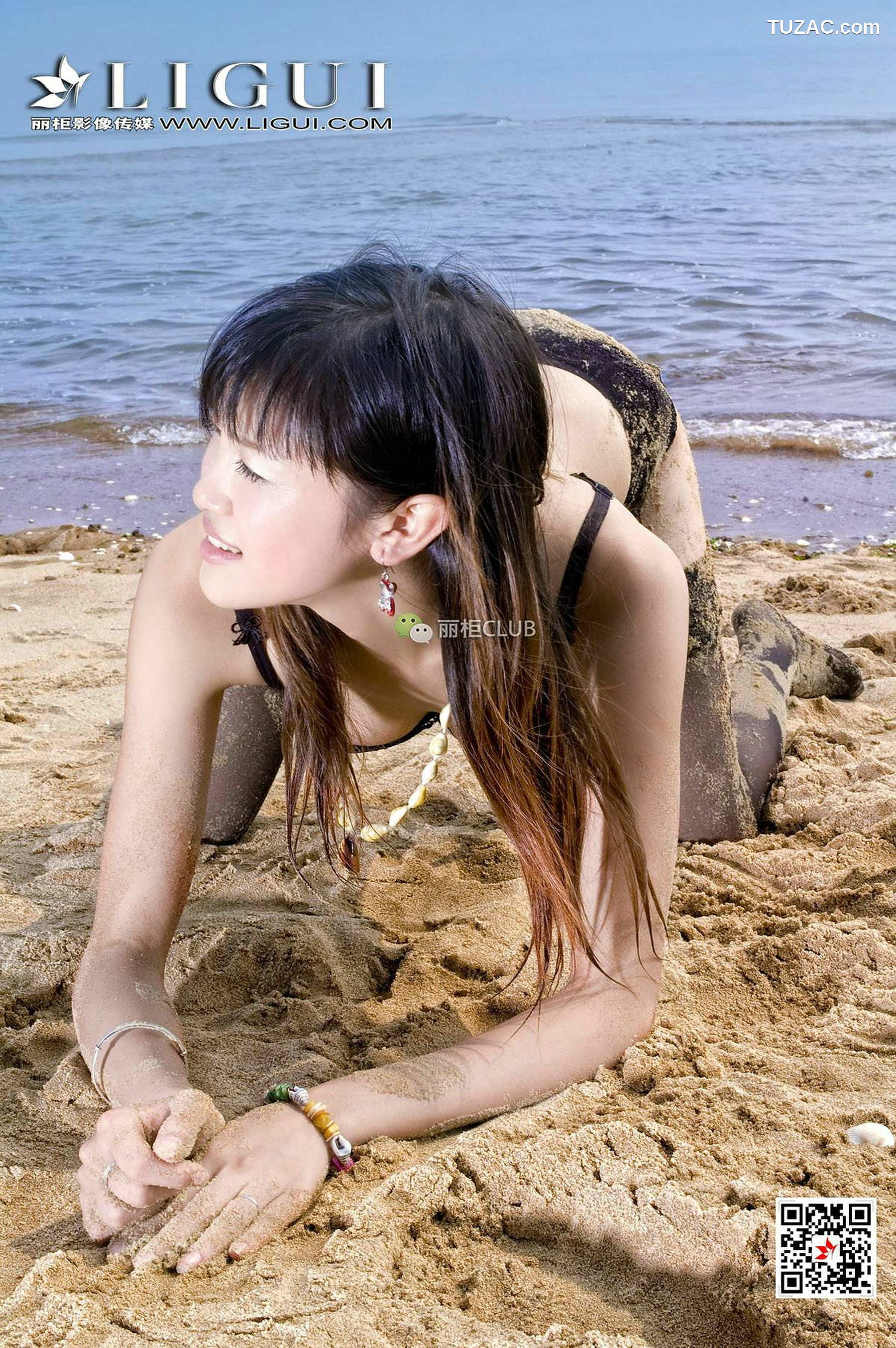 丽柜_腿模菲儿《沙滩黑丝》 写真集[66P]