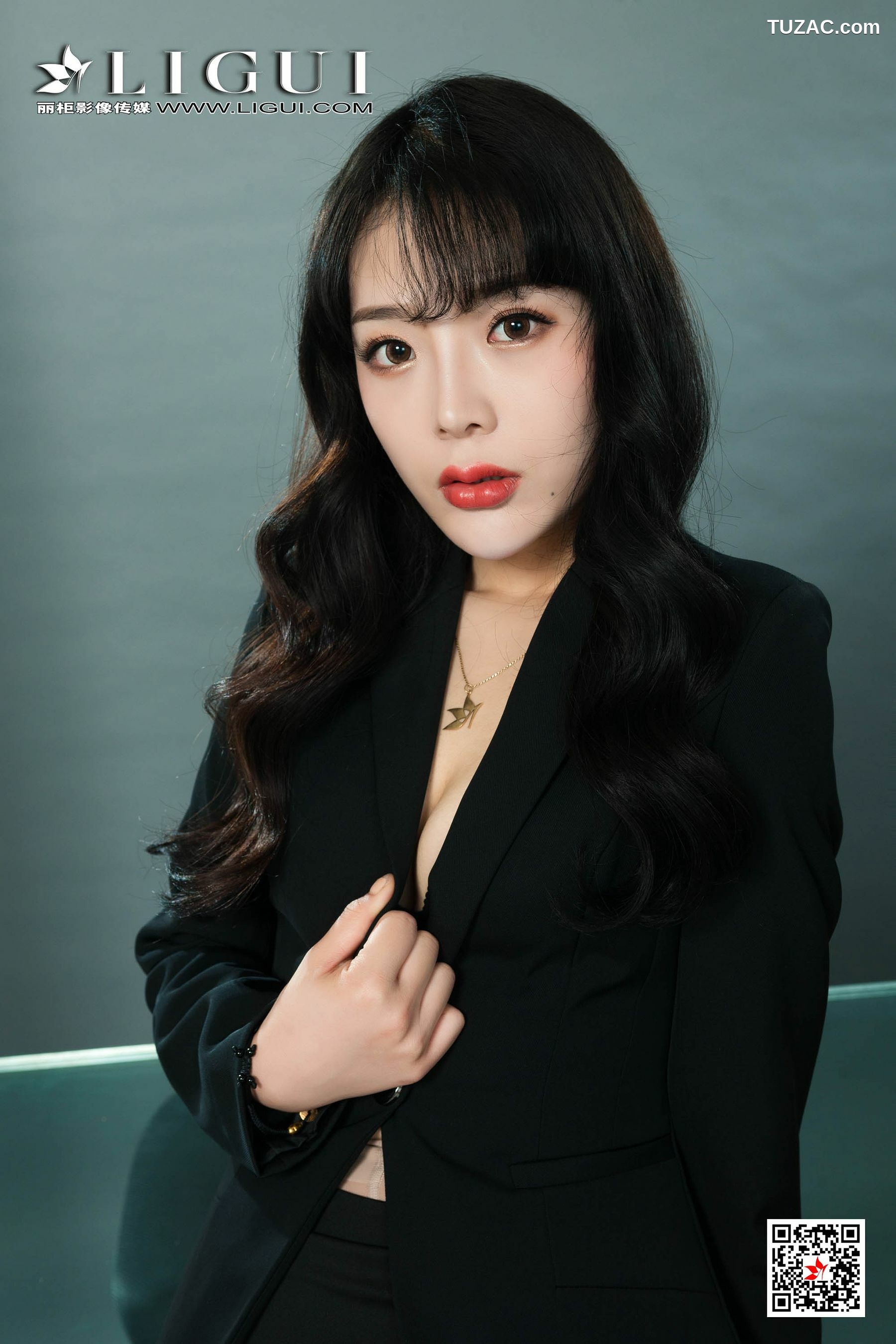 丽柜_腿模赵蕊《长腿高跟OL女郎》 网络丽人 写真集[45P]