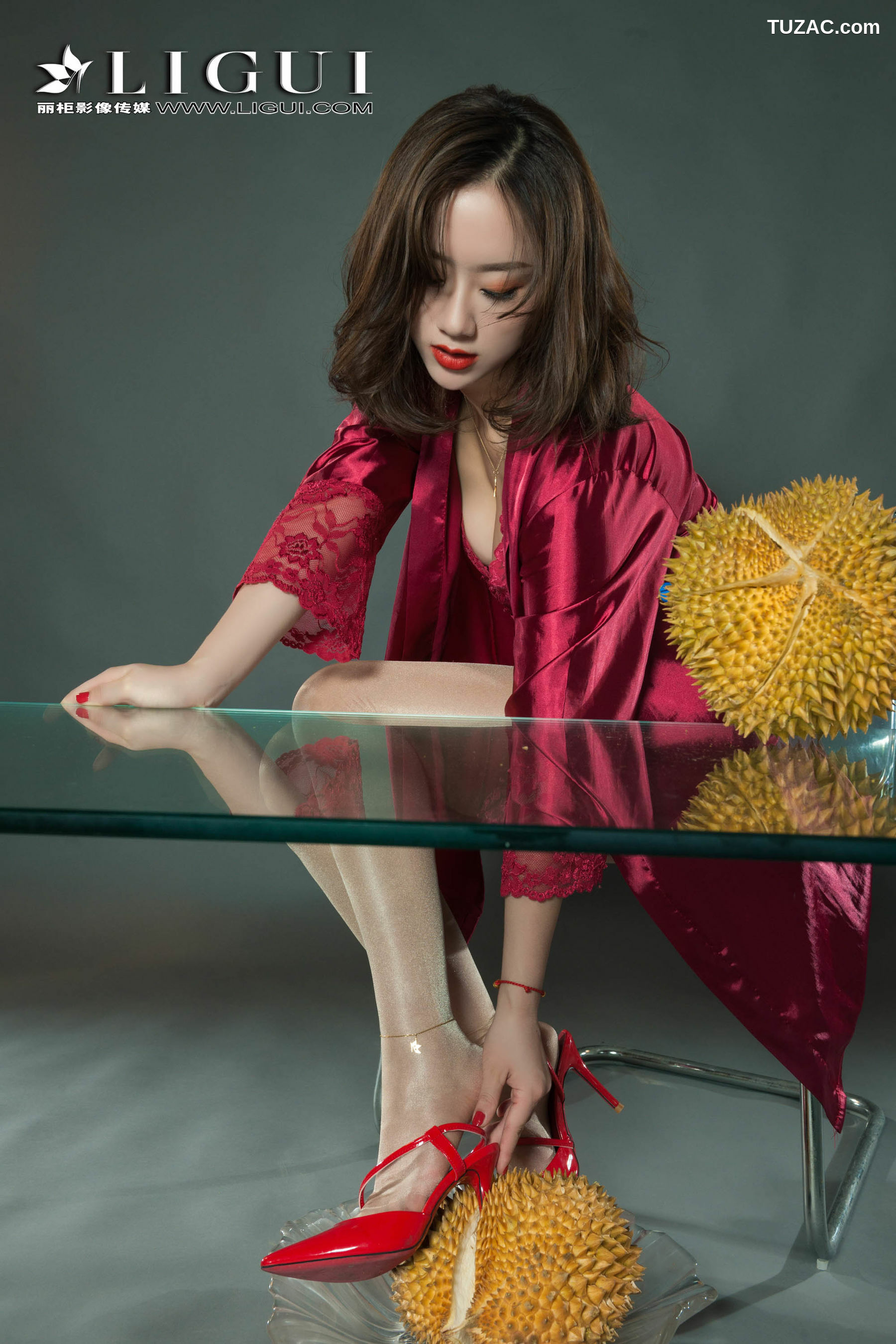 丽柜_足模然然《榴莲丝袜少妇》 写真集[57P]