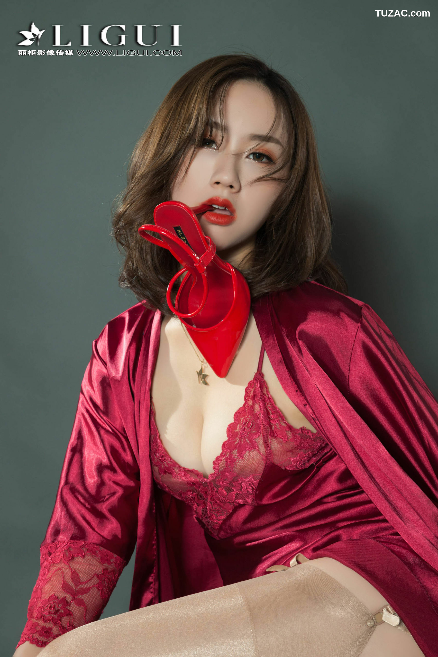 丽柜_足模然然《榴莲丝袜少妇》 写真集[57P]