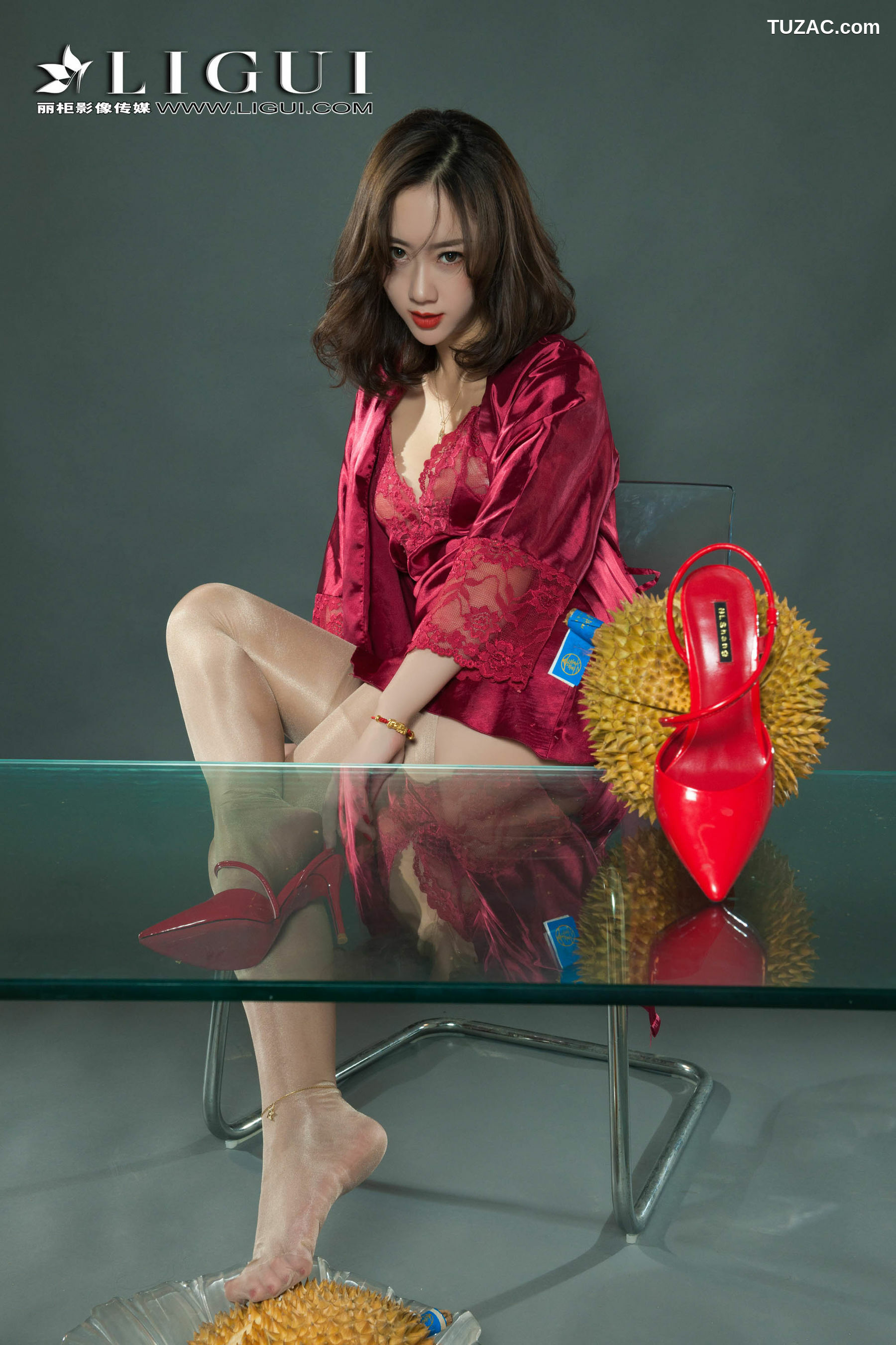 丽柜_足模然然《榴莲丝袜少妇》 写真集[57P]