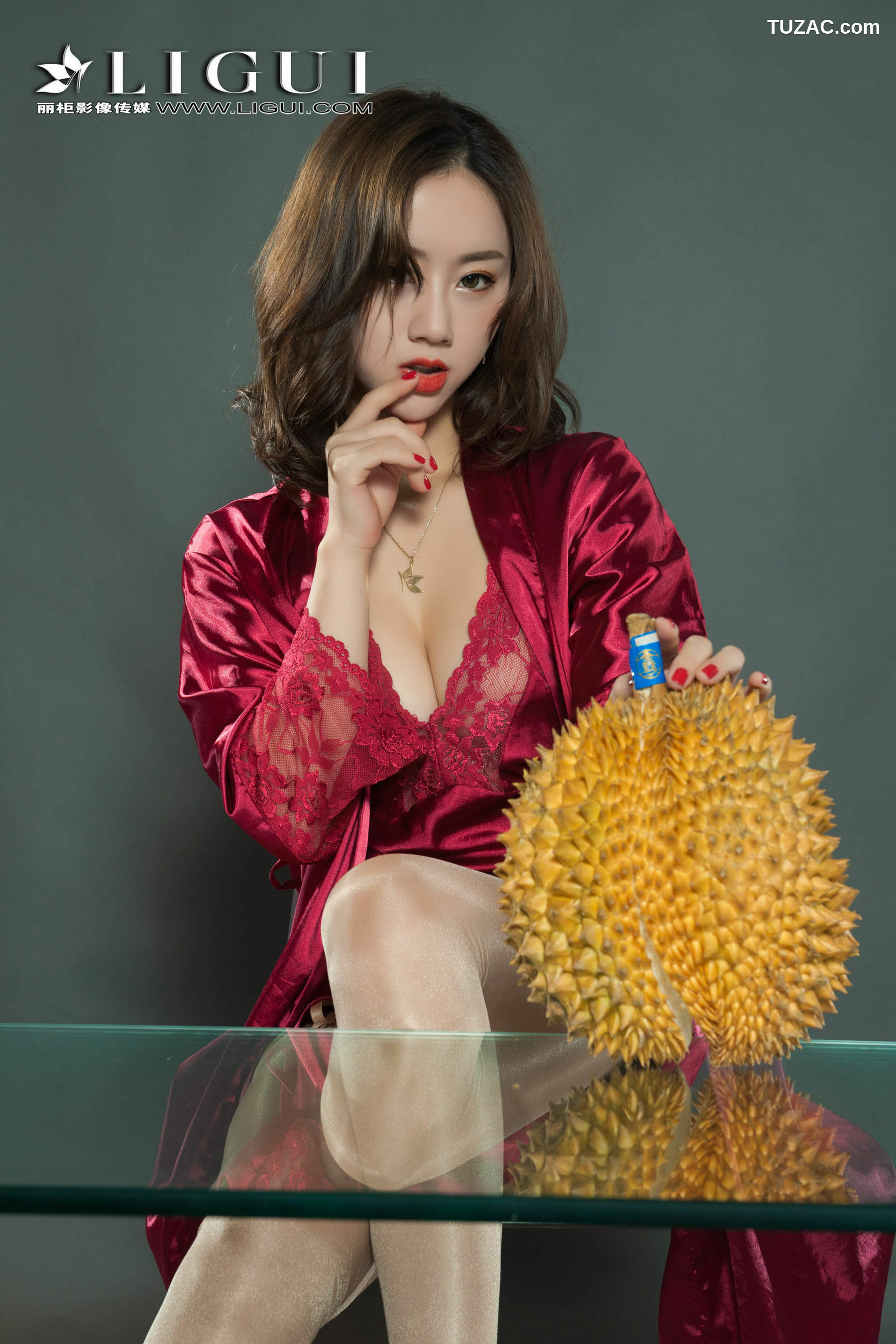 丽柜_足模然然《榴莲丝袜少妇》 写真集[57P]