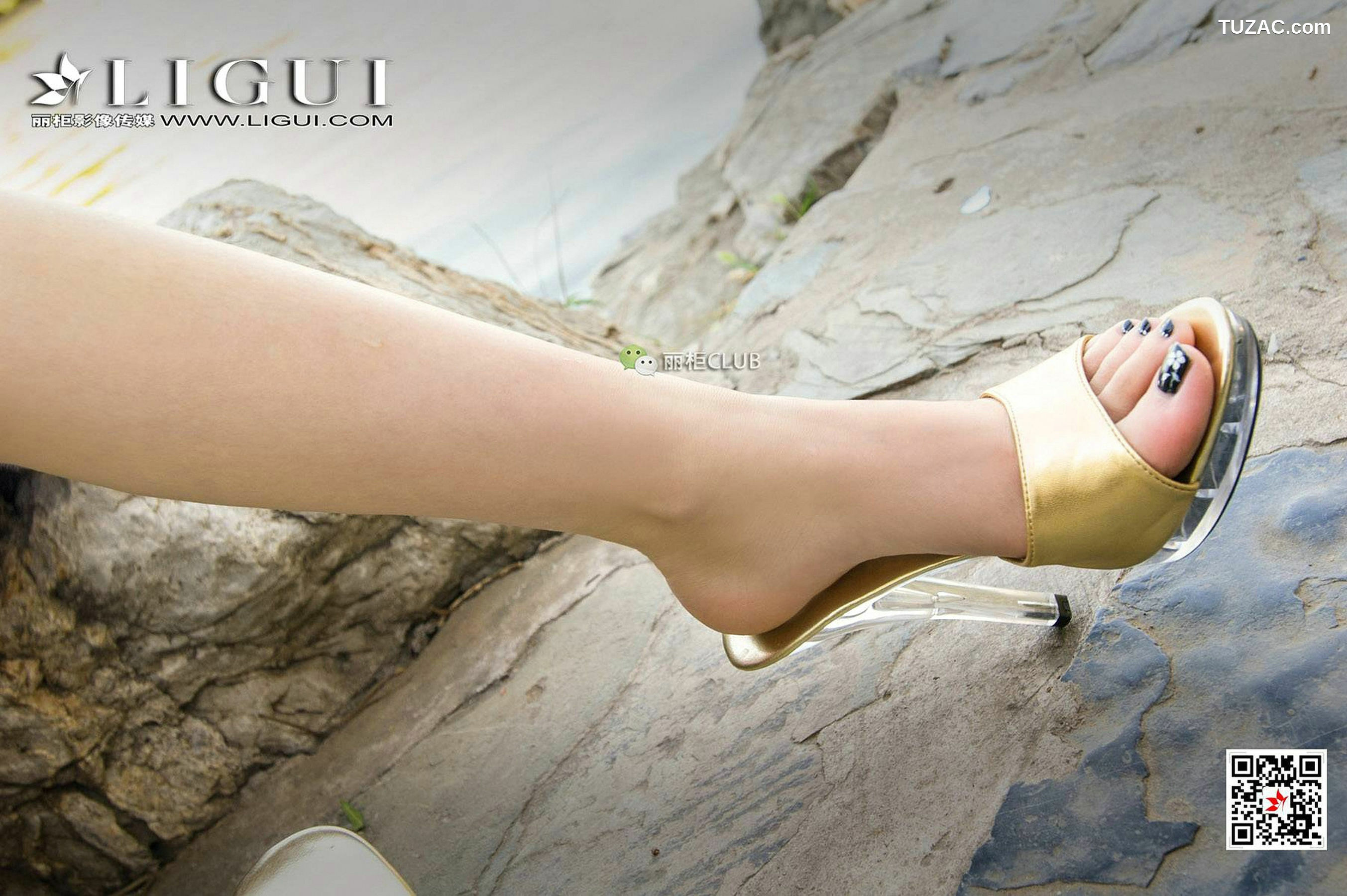 丽柜_足模璐璐《公园湿足》 写真集[56P]