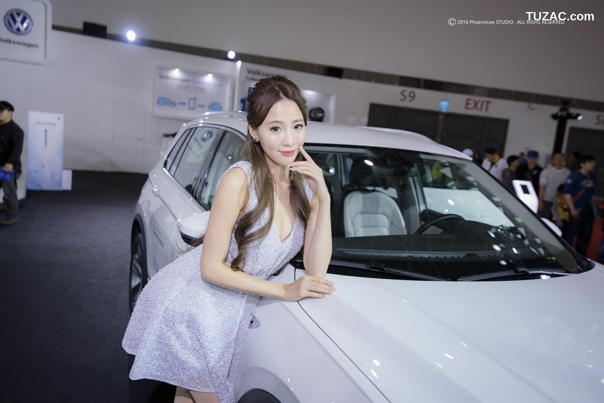 台湾正妹_ 2017高雄新车大展 图片合集[65P]