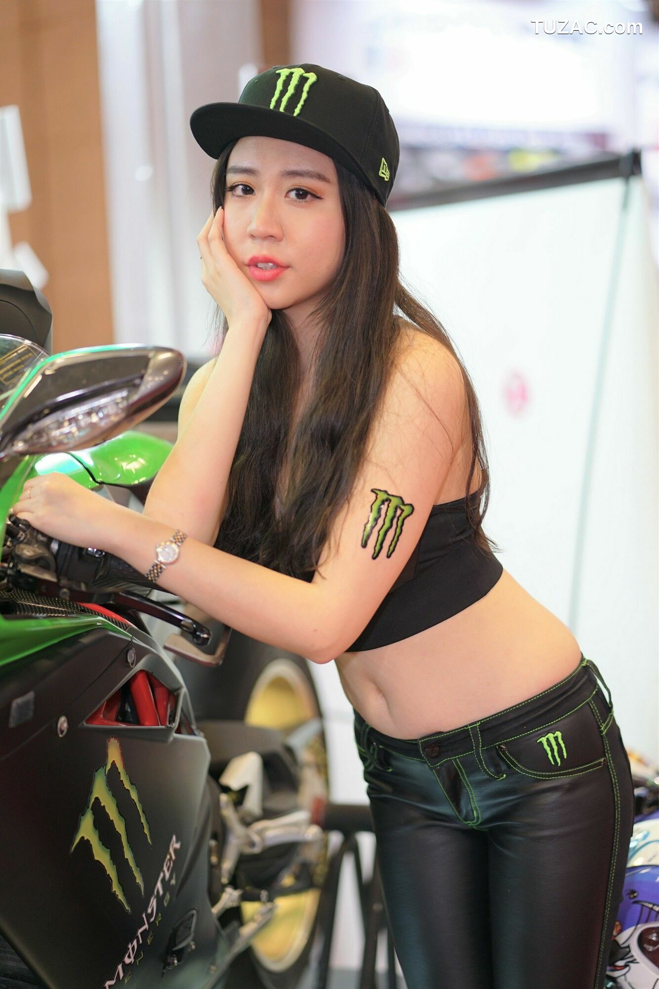 台湾正妹_ 2018台北國際汽車零配件展覽會 图片合集[151P]