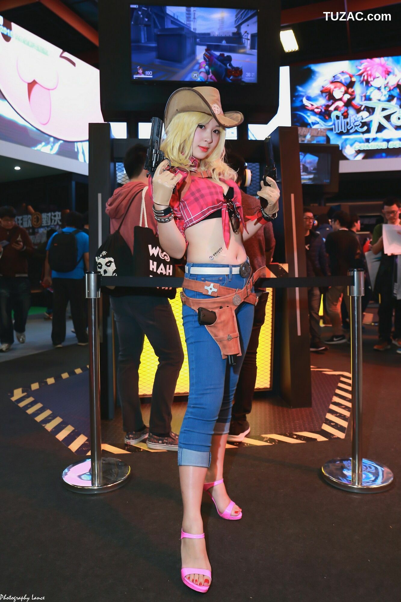 台湾正妹_ 2018台北國際電玩展 图片合集[100P]