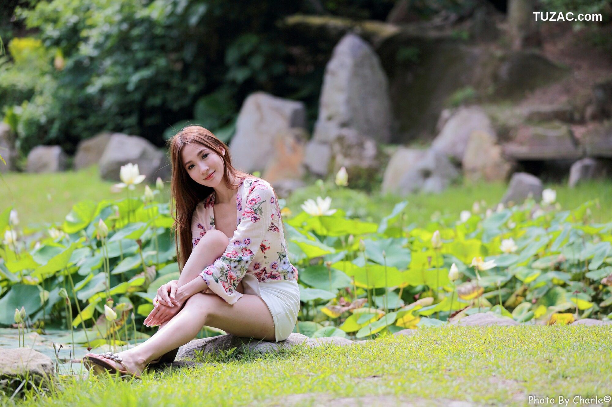 台湾正妹_ Anber小安柏《柏捷運新北投站》外拍写真集[52P]
