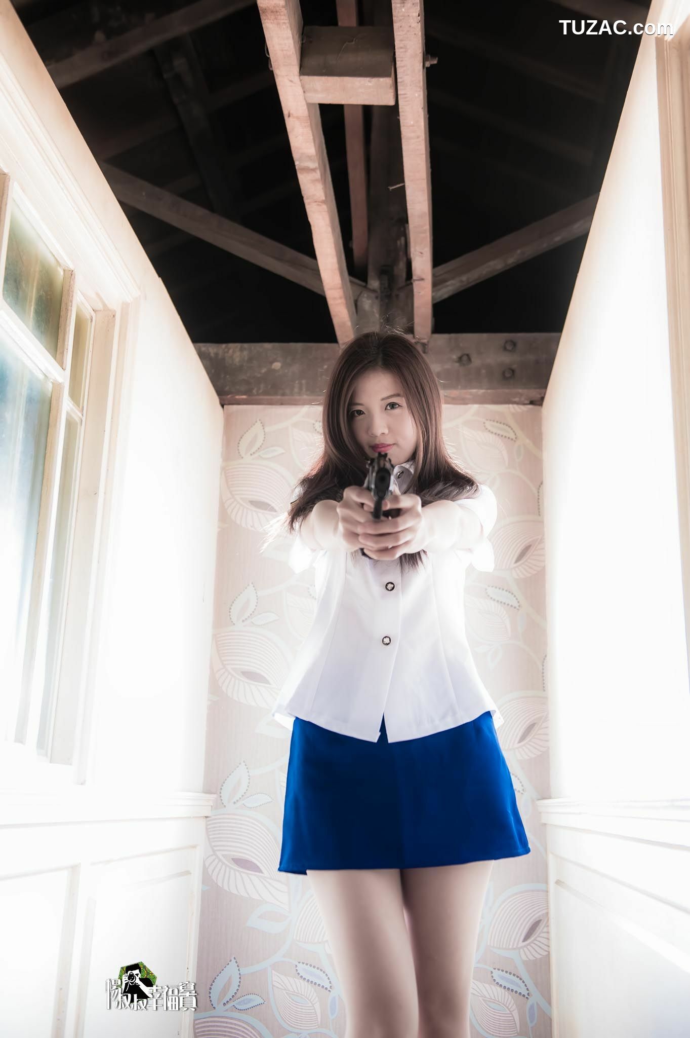 台湾正妹_ Anna《双模女警+女警制服系列》 写真集[61P]