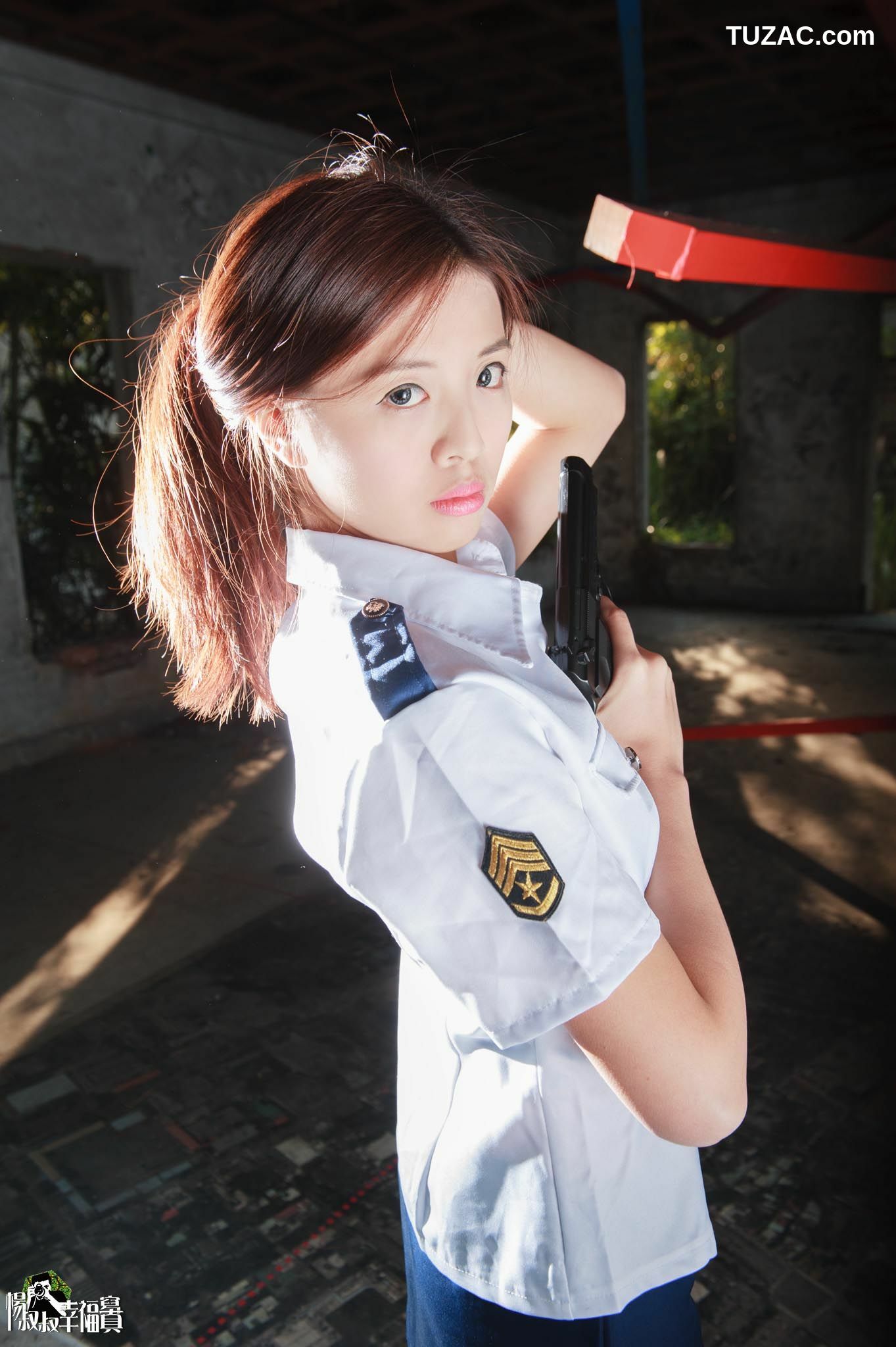 台湾正妹_ Anna《双模女警+女警制服系列》 写真集[61P]